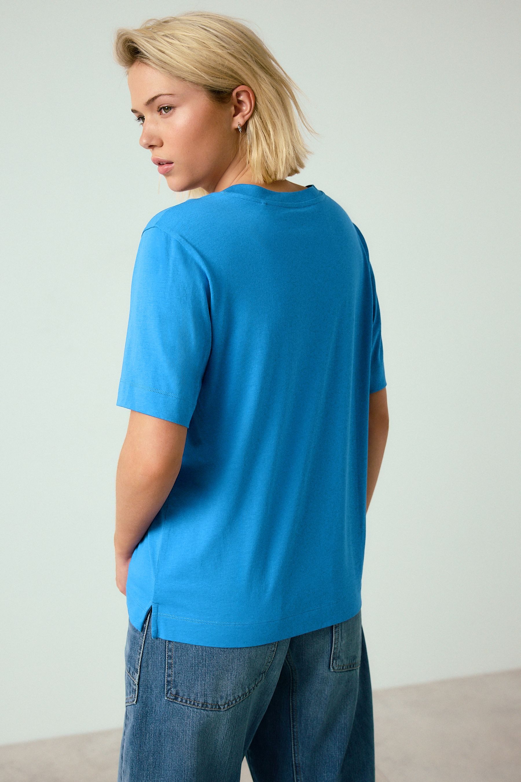 Next T-Shirt T-Shirt mit V-Ausschnitt und angesetzten Ärmeln (1-tlg) günstig online kaufen