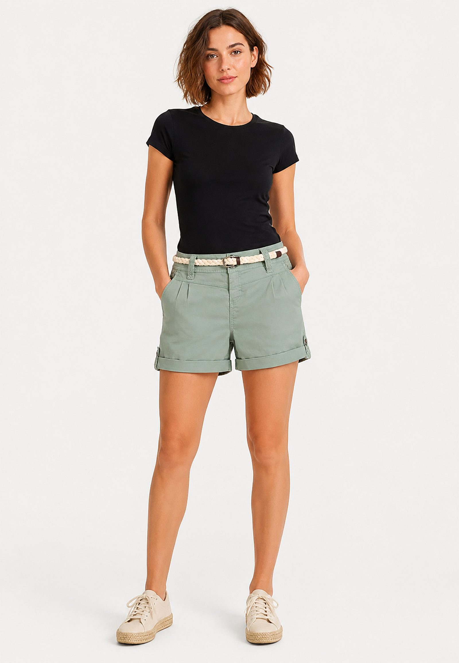 Eight2Nine Shorts Geflochtener Gürtel Umschlagbund Sommerlicher Look Stil für Damen (1-tlg) Baumwolle Normal Fit Einfarbig atmungsaktiv Reißverschluss