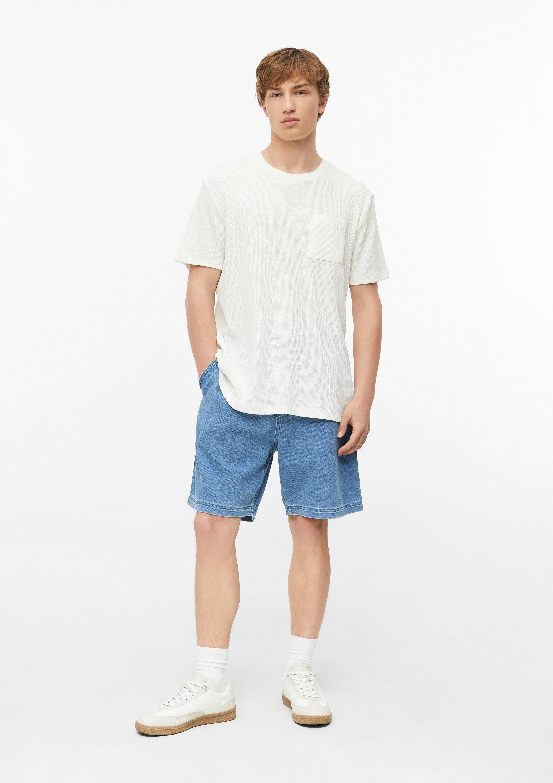 s.Oliver Jeansshorts Jeans-Bermuda DETROIT Detroit: Strukturierte Bermuda in Jeans-Optik