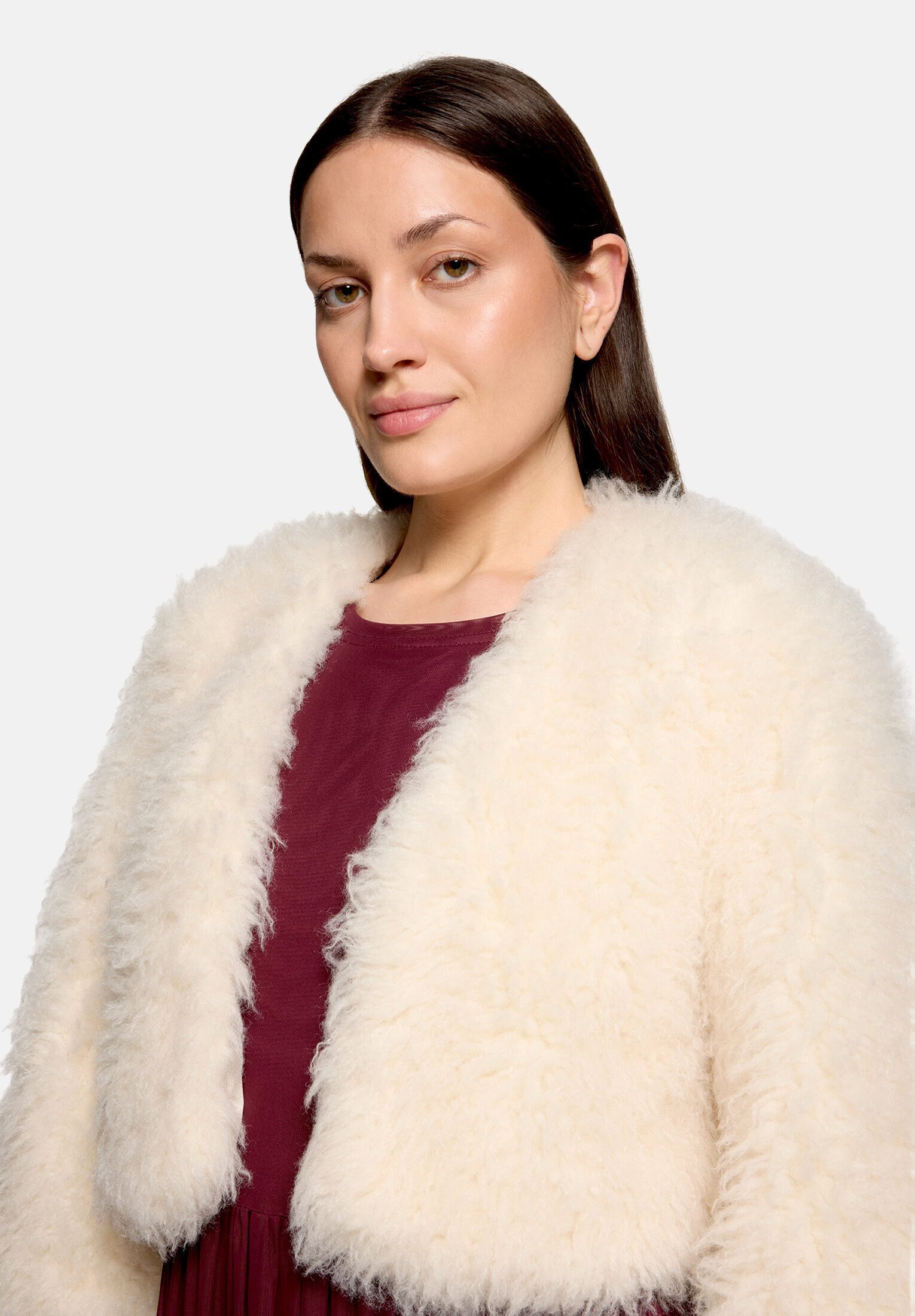 Vera Mont Fellimitatjacke Damen mit Rundhalsausschnitt