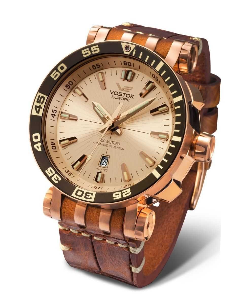 Vostok Europe Automatikuhr XXL Energia Rocket Edelstahl Herrenuhr 575B281 Lederband 48 mm, mit 18 Trigalights