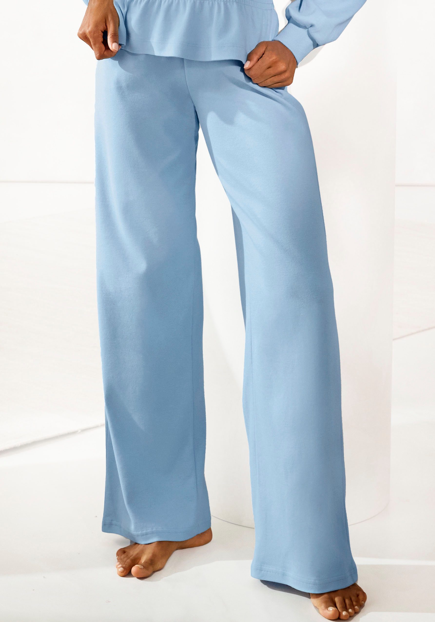 LASCANA Sweathose -Loungehose mit ausgestelltem Bein, Loungewear