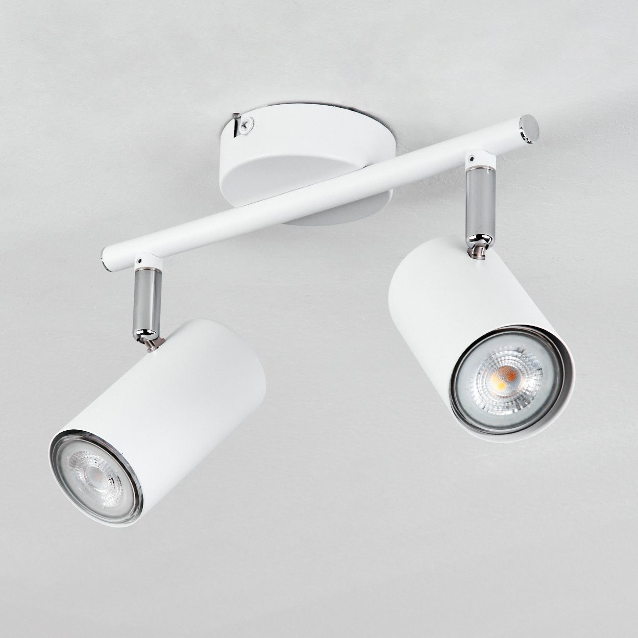 Metall x Deckenleuchte Deckenlampe ohne 2-flammig, aus mit verstellbaren Schirmen, Leuchtmittel, Deckenleuchte GU10 in 2 hofstein moderne Weiß/Chromfarben,