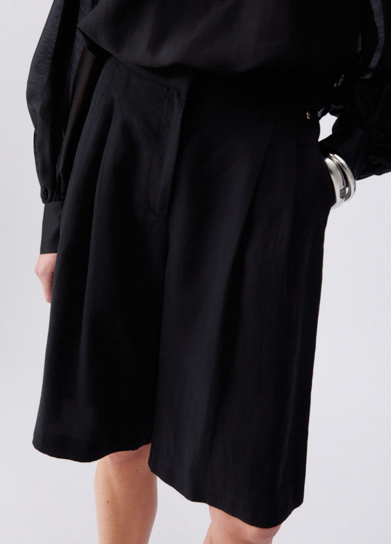 Liu Jo Shorts PANTTS NAV BERMUDA - kurze Hose Damen - Loose Fit - elegant günstig online kaufen