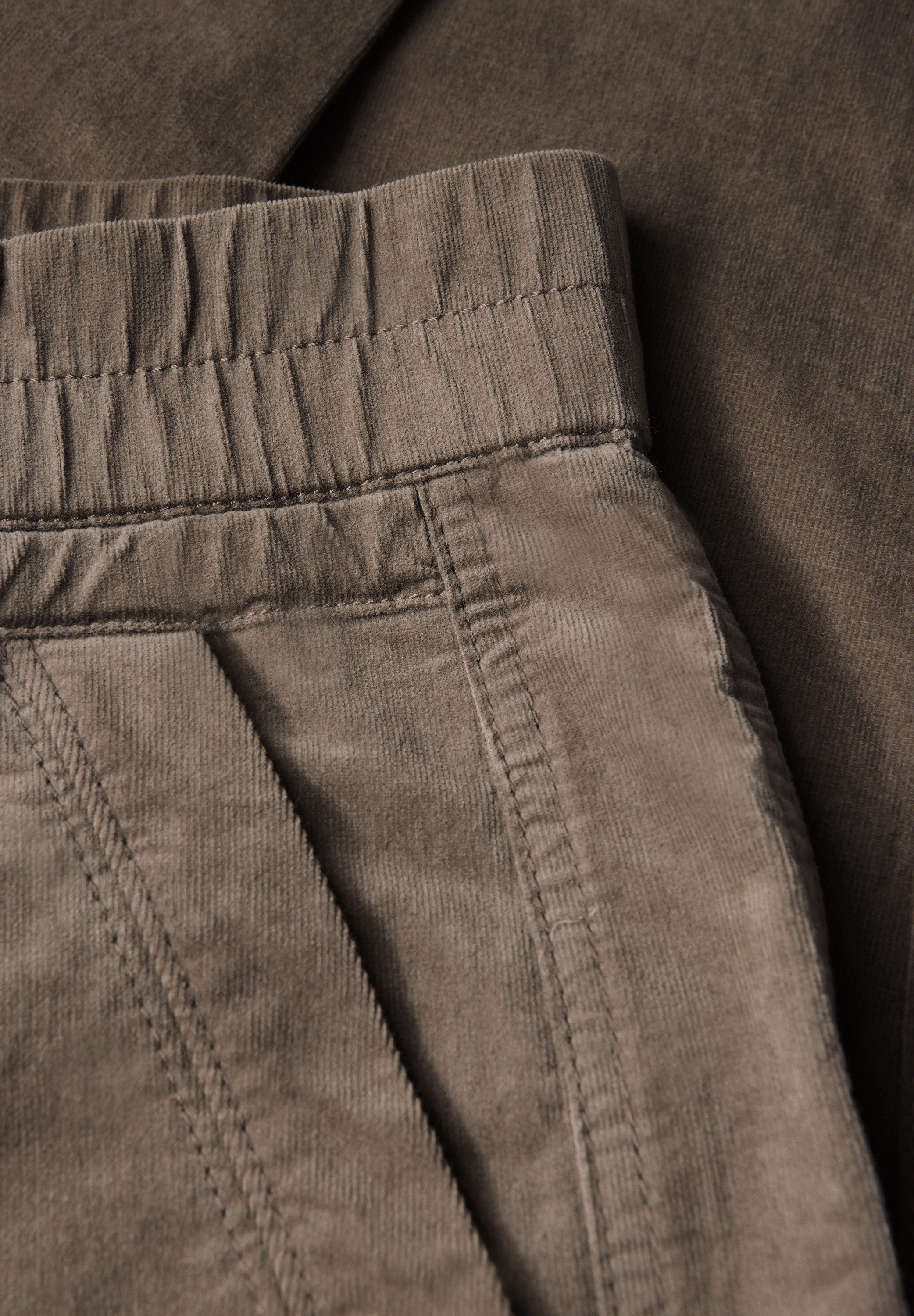 STREET ONE Cordhose Style Bonny mit Taschen