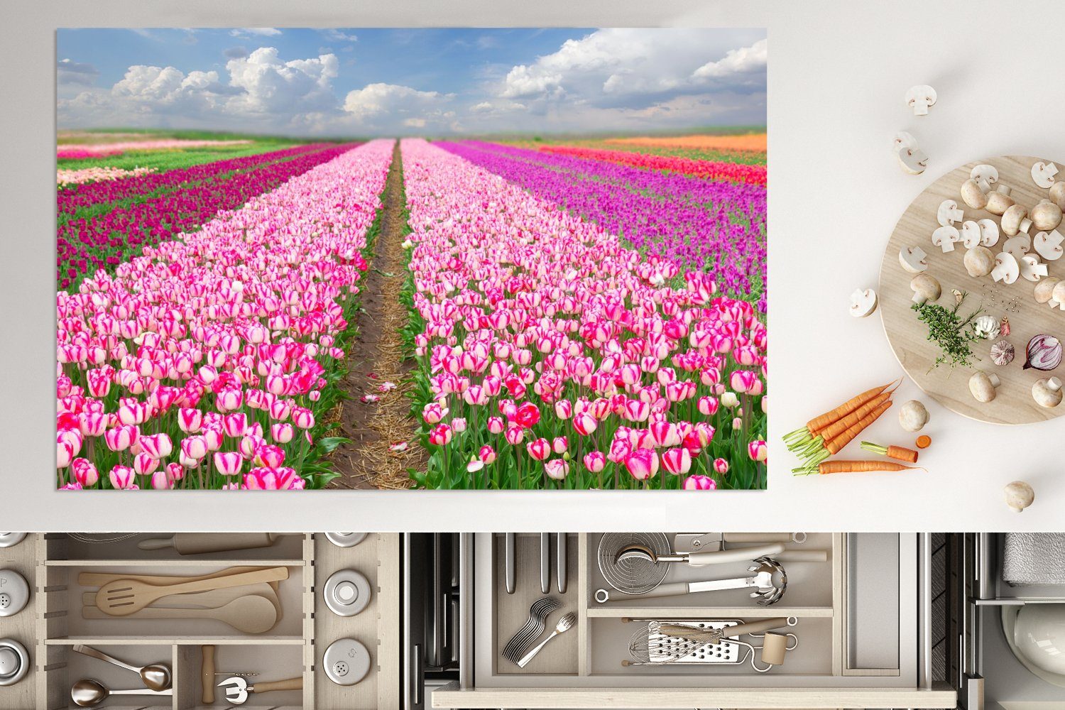 MuchoWow Herdblende-/Abdeckplatte Tulpen - Sonne Ceranfeldabdeckung - tlg), Vinyl, Frühling, 80x52 cm, für (1 Induktionskochfeld Schutz küche, die