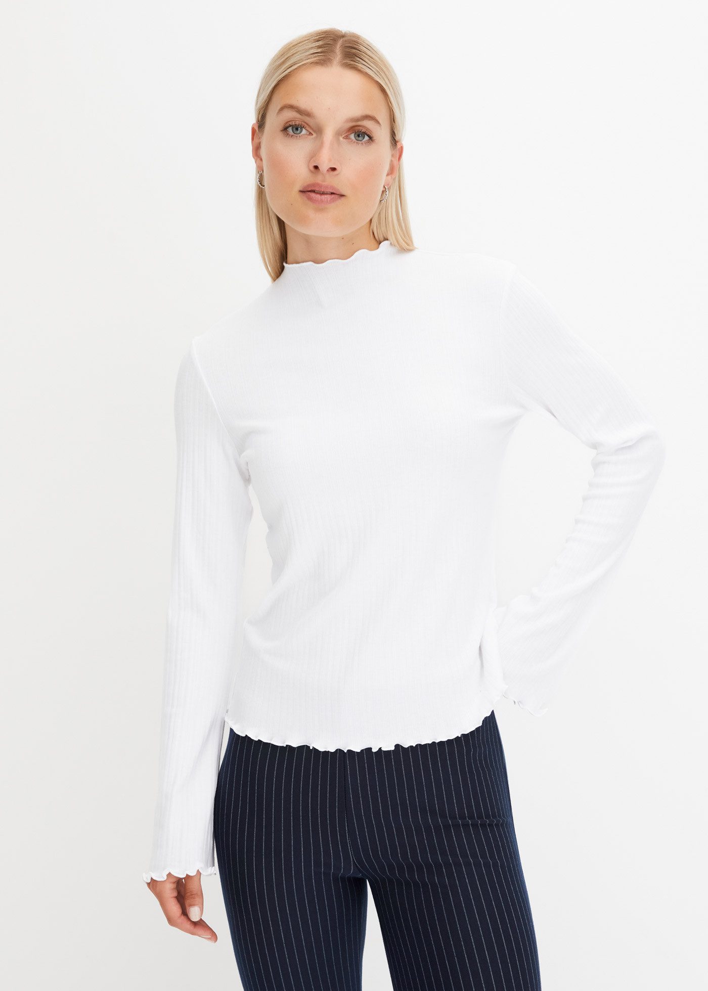 bonprix Langarmshirt Geripptes Langarmshirt mit Wellensaum günstig online kaufen