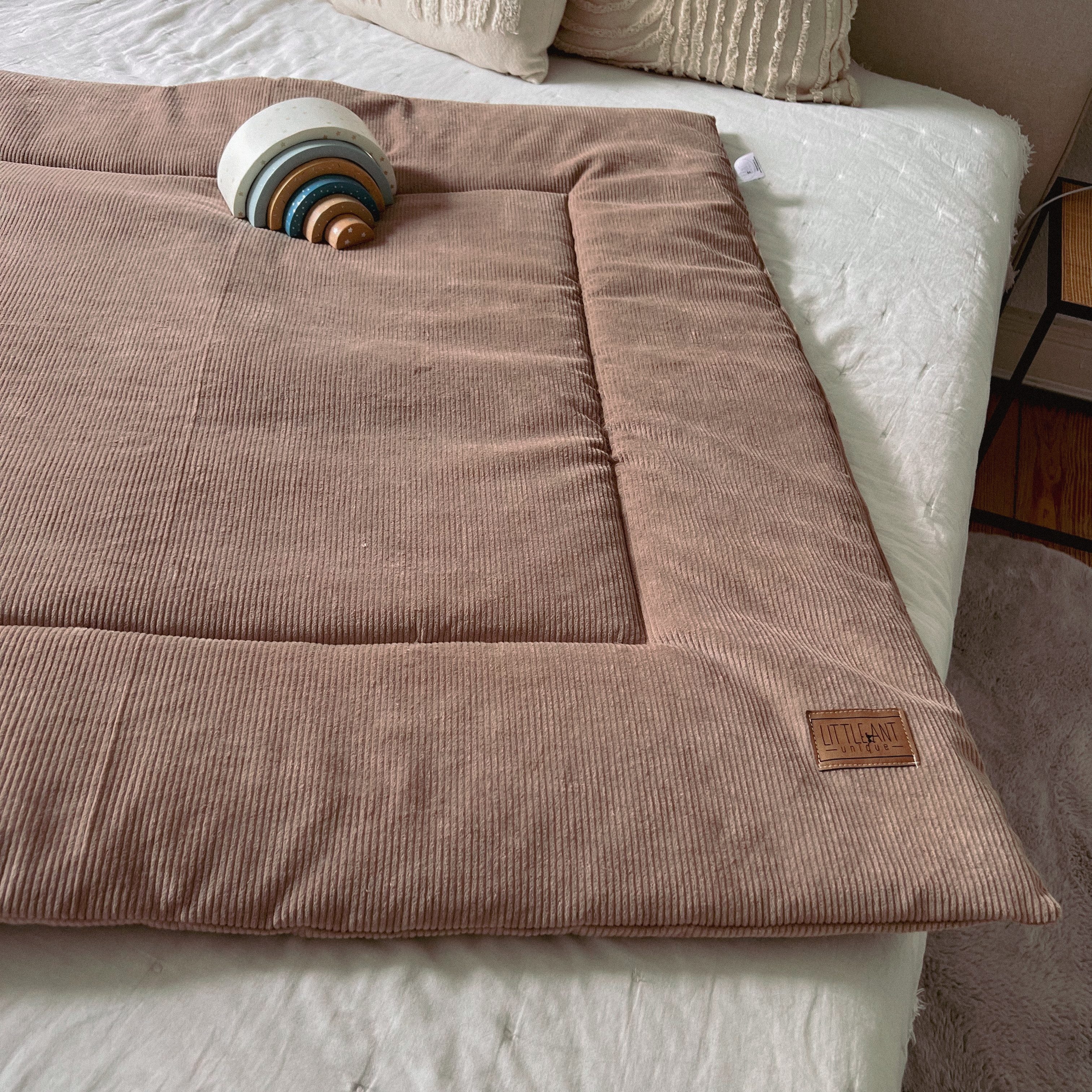 Krabbeldecke Krabbeldecke Cord Taupe, Handmade in Germany, LittleANTunique