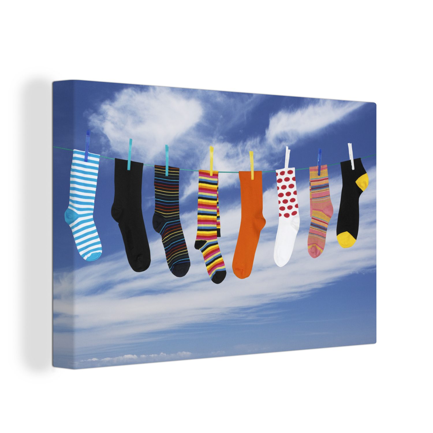 30x20 Leinwandbild Aufhängefertig, Bunte St), Leinwandbilder, Wanddeko, OneMillionCanvasses® einer Wandbild Socken Wäscheleine, auf cm (1