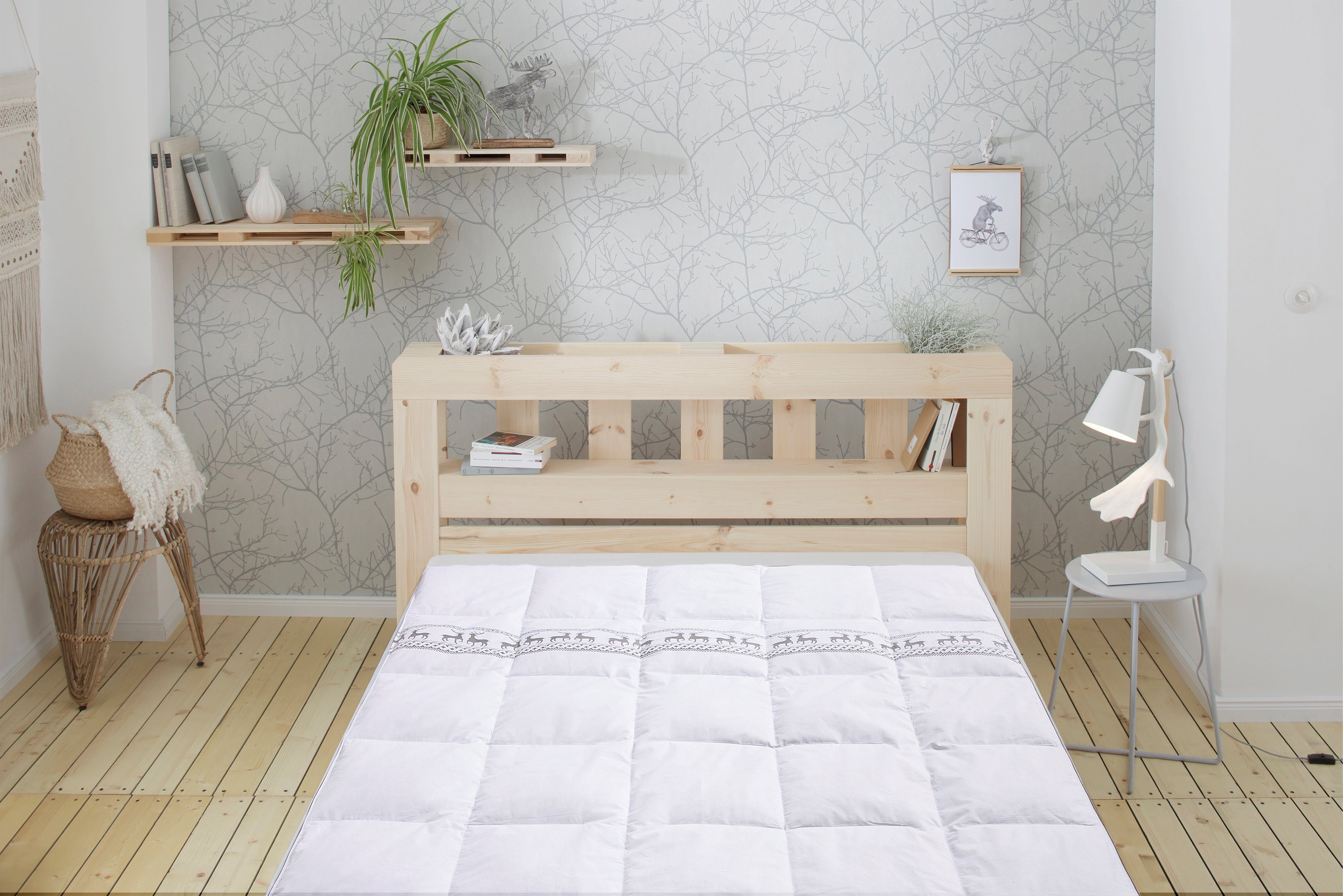 OTTO home Daunenbettdecke Sorsele, Bettdecke 135x200 cm, 155x220 cm und weitere Größen, Füllung: 60% Daunen & 40% Federn, Bezug: Baumwolle, Bettdecken, Sommer, Winter, 4 Jahreszeiten, Decke, Made in Germany