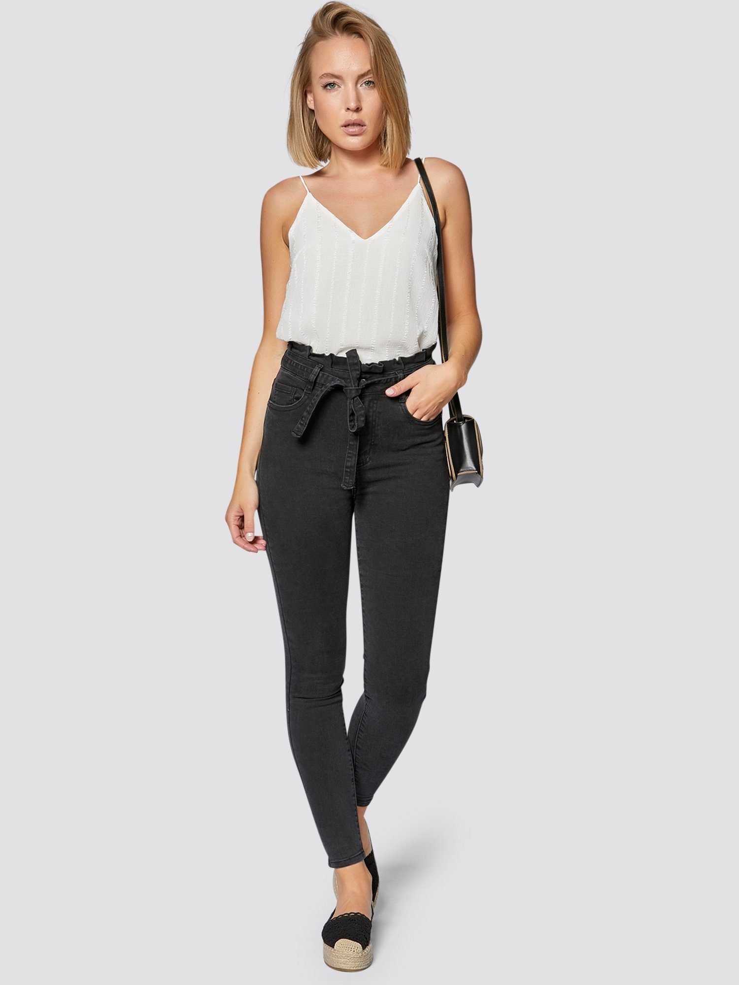 High-waist-Jeans Freshlions Jeans mit Bindegurt schwarz