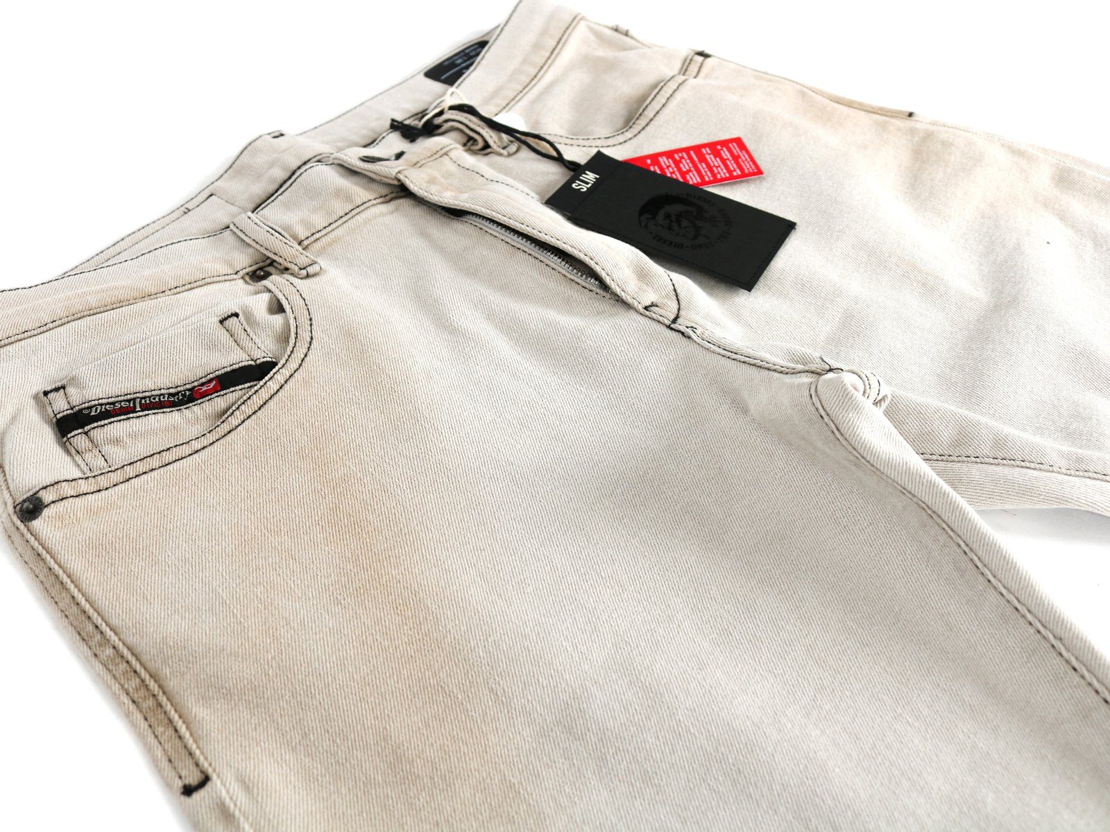 D-Strukt-SP20 Diesel Slim-fit-Jeans Creme - 09A52 Look - Vintage Weiß