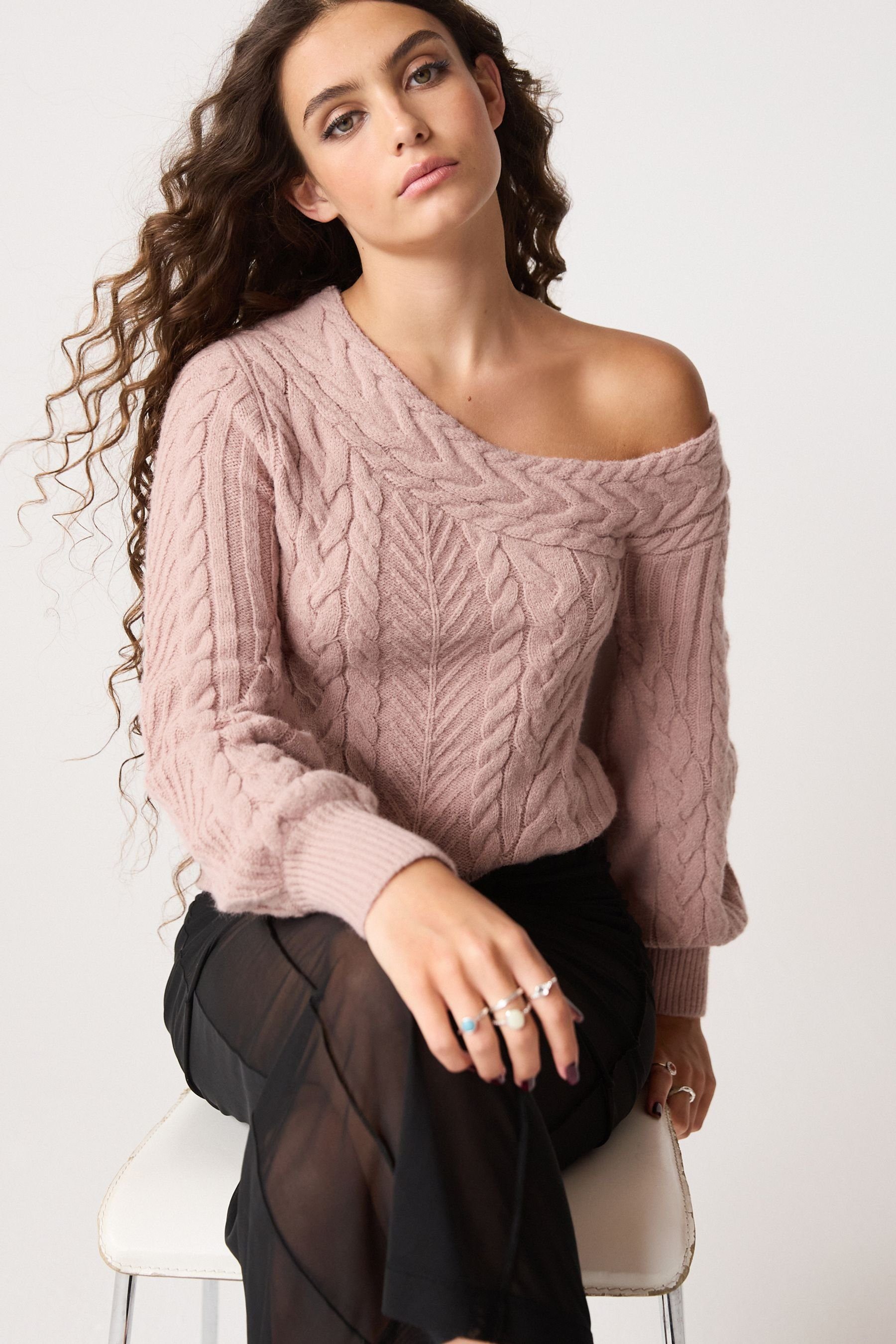 (1-tlg) Zopfmuster mit One-Shoulder-Pullover Pink Carmenpullover Blush Next