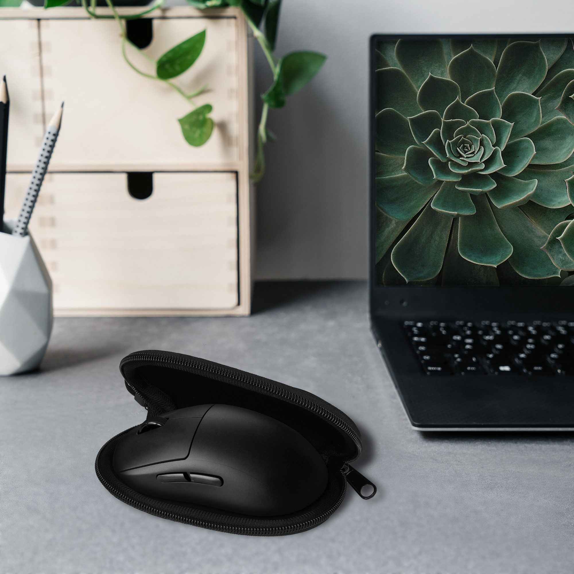 kwmobile Mauspad Hülle für Logitech G Pro Wireless 1 (1-St), TPU Kunstleder