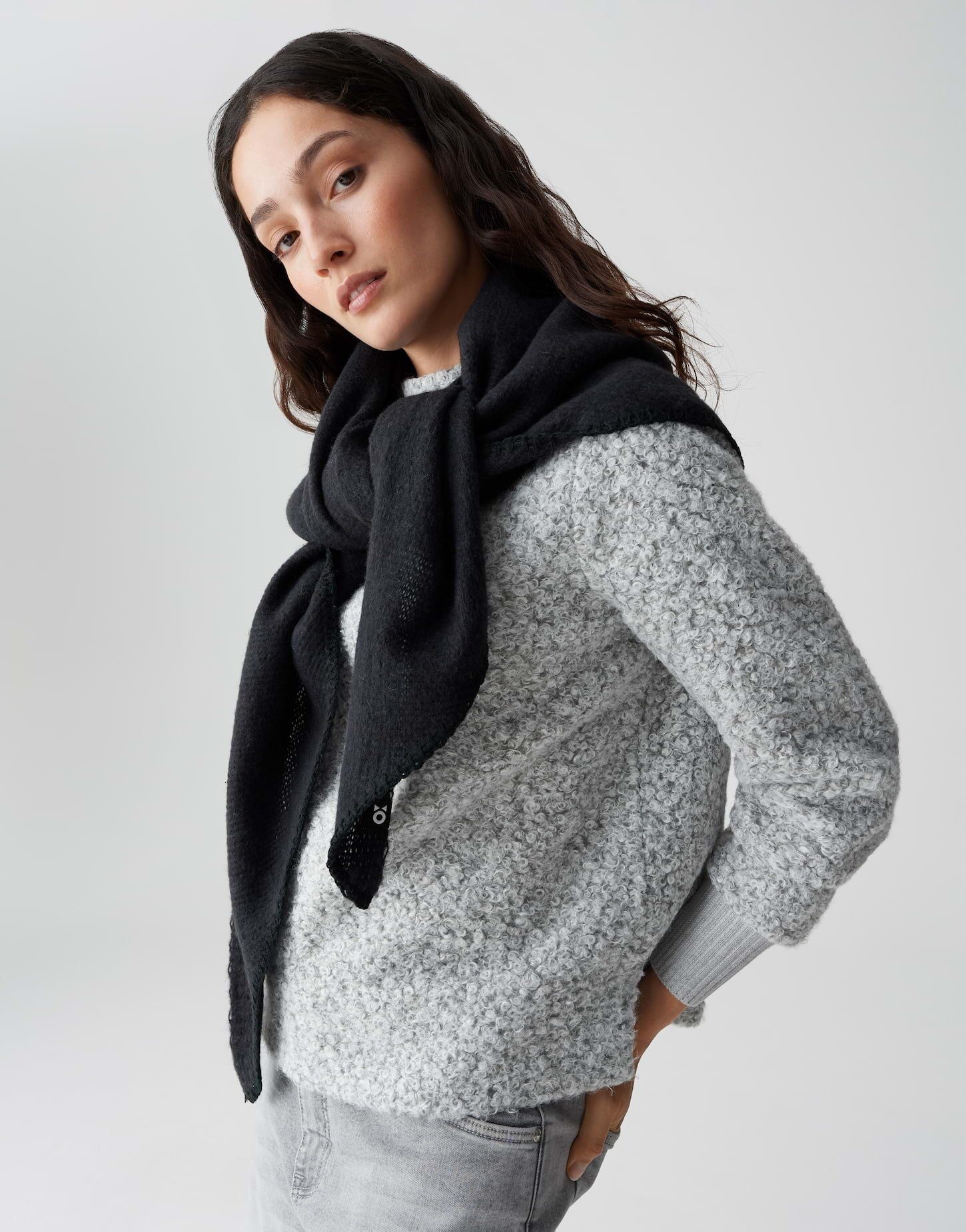 OPUS Dreieckstuch AMADSI aus Bouclé Strick, günstig online kaufen
