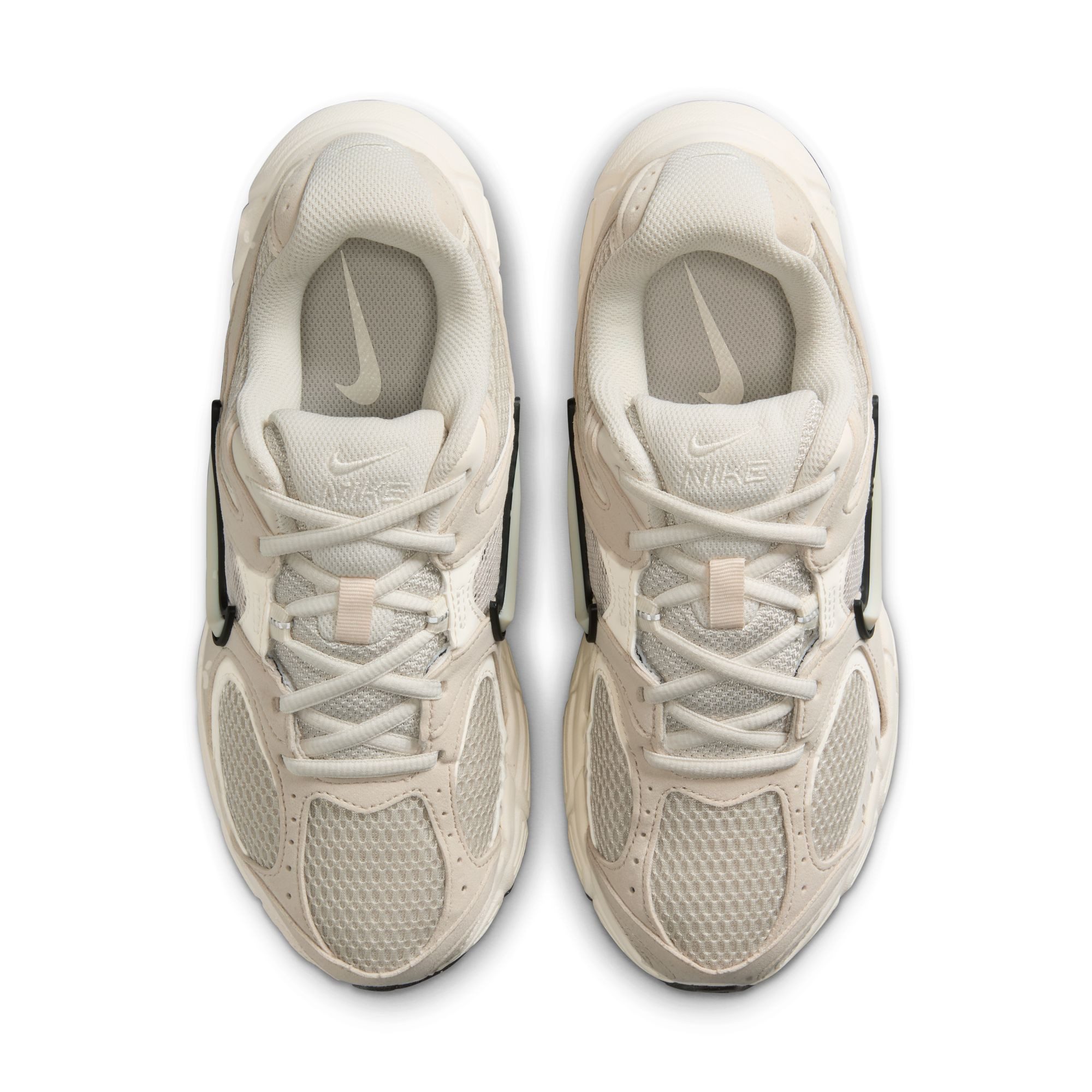 Nike Sportswear W V5 RNR Sneaker inspiriert vom Design des Y2K Nike Vomero 5