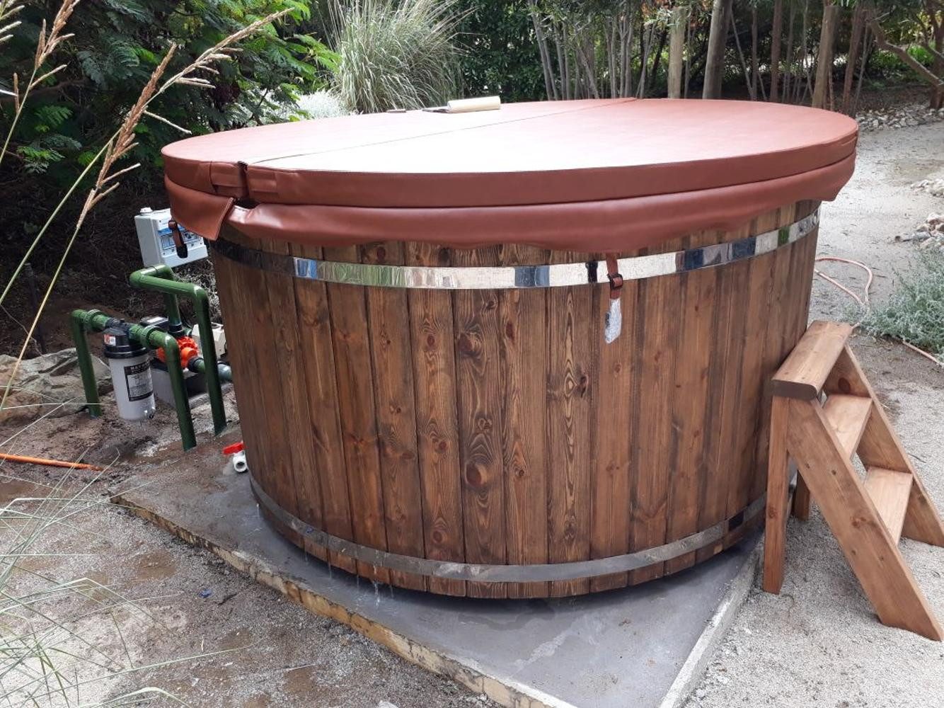 JVmoebel Whirlpool-Badewanne Whirlpool Badefass Externer Garten Bad Thermoholz Pool Ofen Holz Fass, Made in Europa