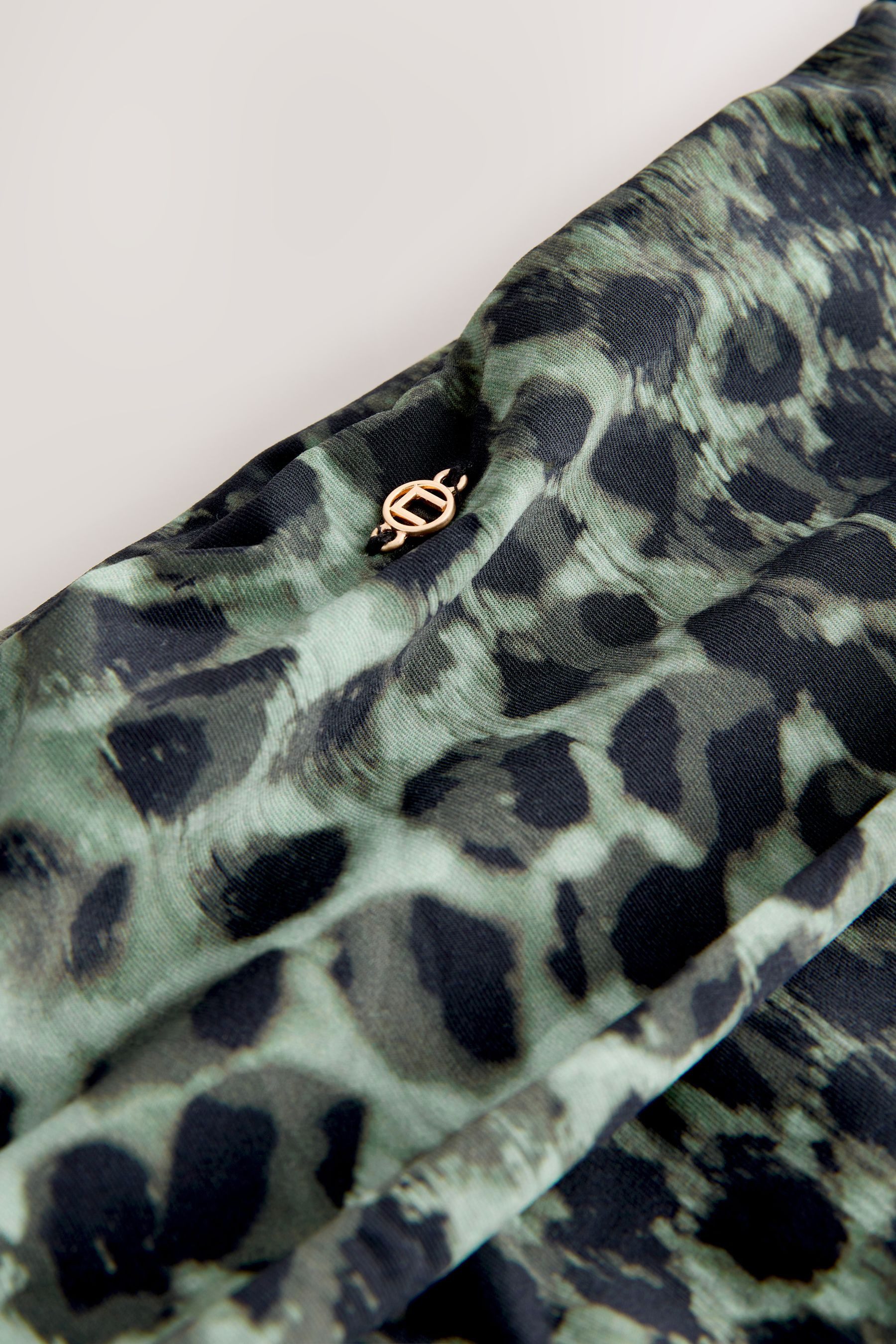 Next Bikini-Hose Bikinihose mit Rollbund (1-St) günstig online kaufen