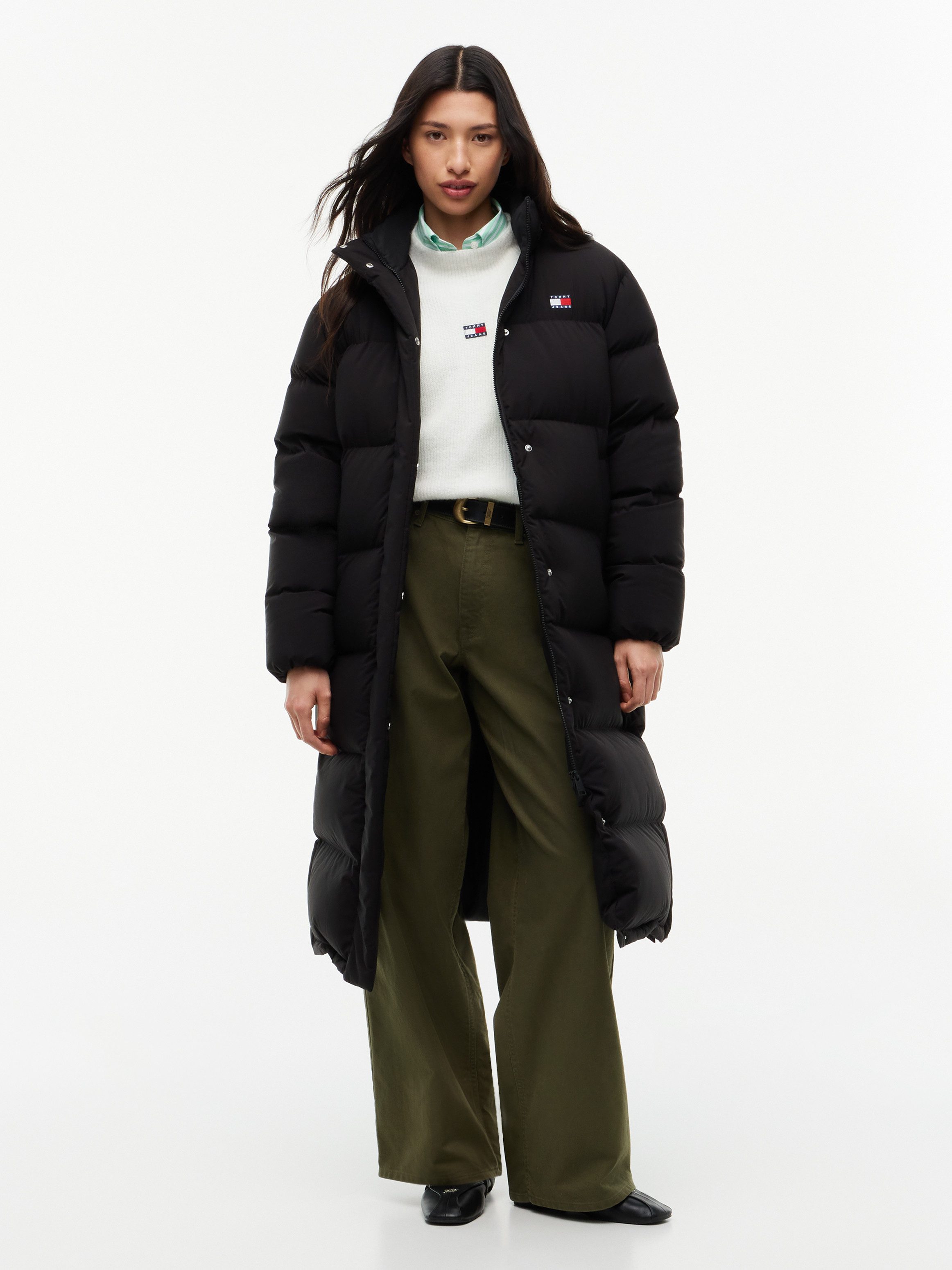 Tommy Jeans Steppmantel TJW ALASKA LONG PUFFER EXT mit seitlichen Schlitzen mit Druckknopfverschluss – Bild 4 von 5