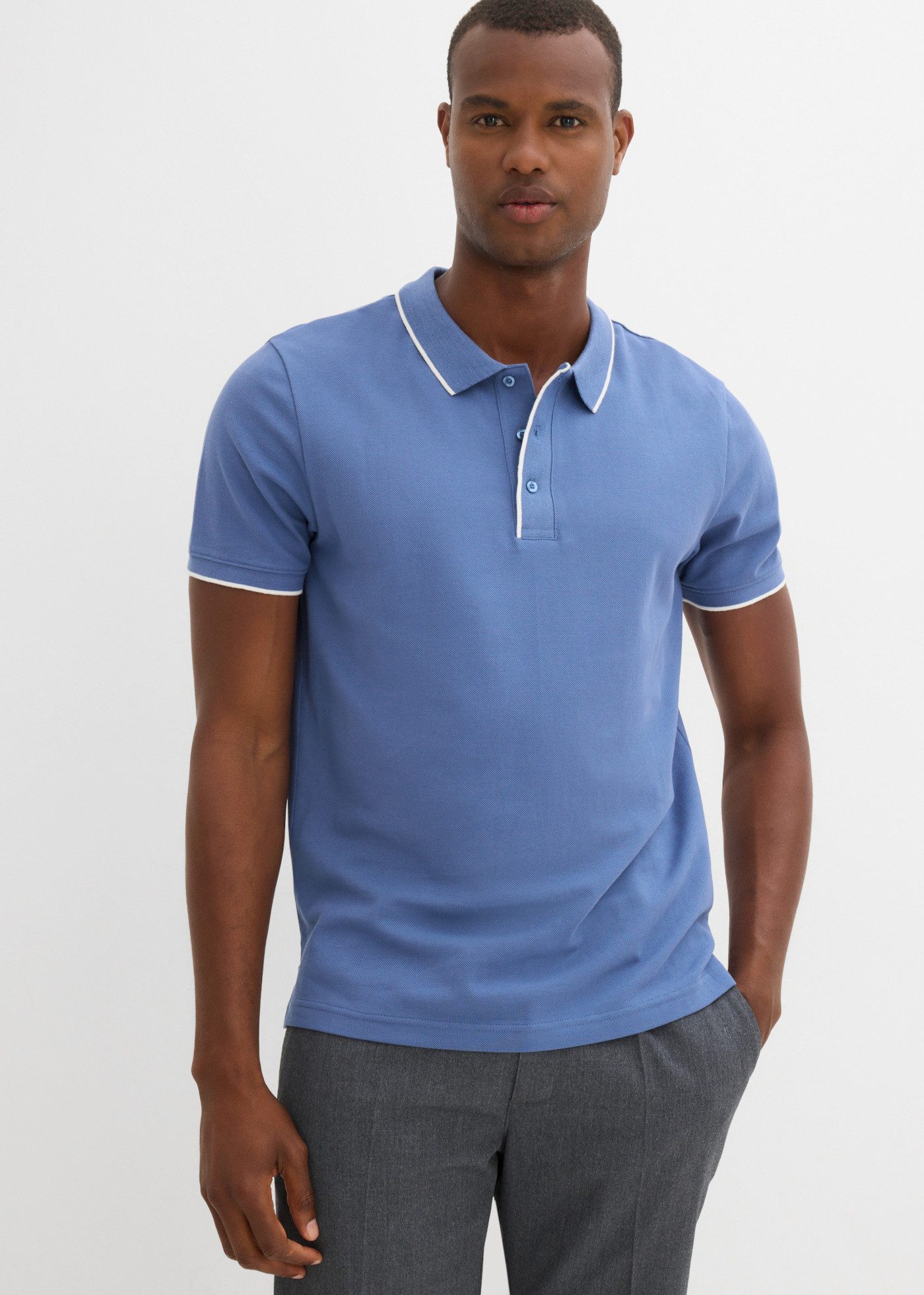 bonprix Poloshirt aus Baumwolle, mit Polokragen, Regular Fit, Kurzarm-Design