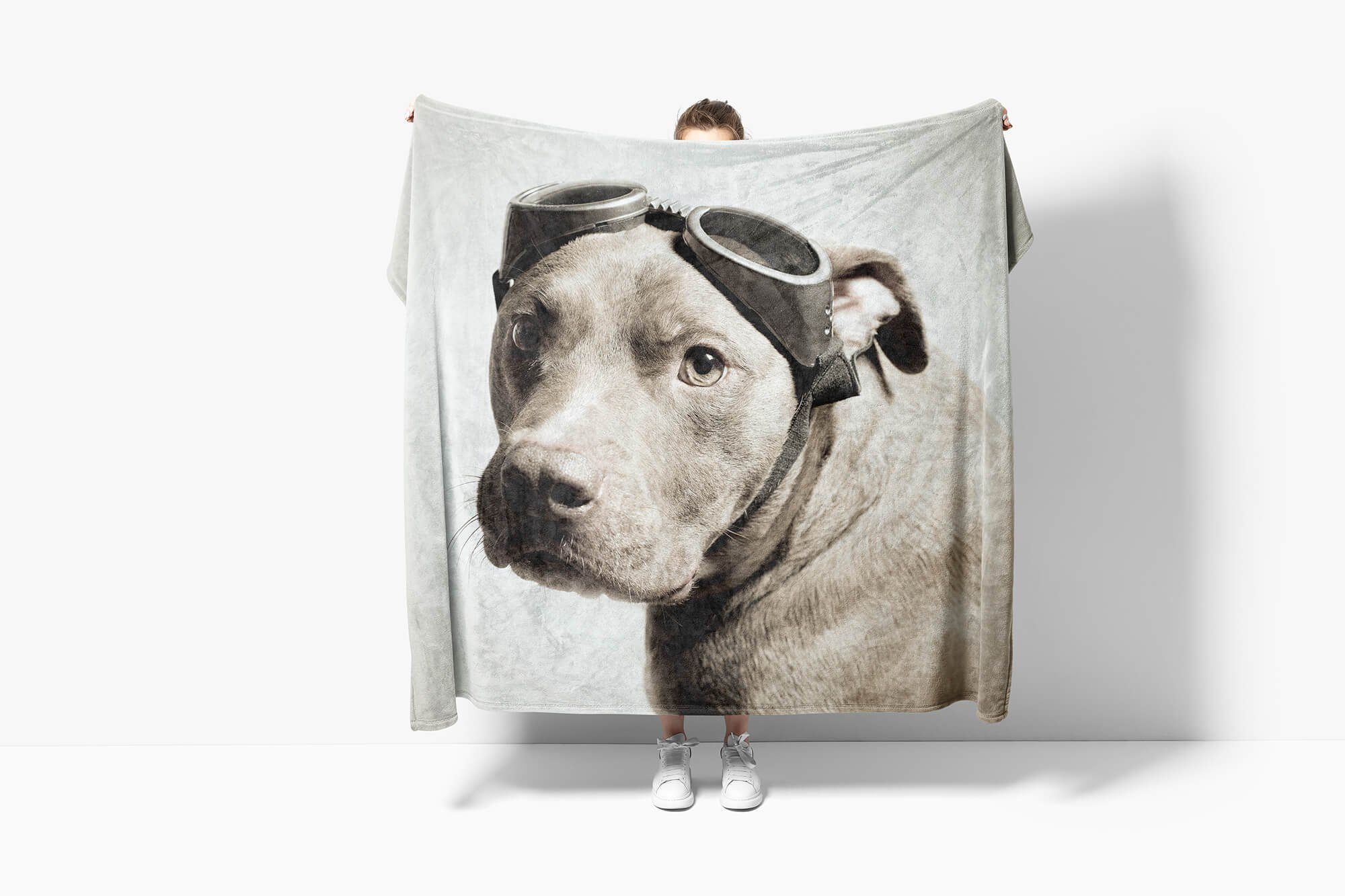 Sinus Baumwolle-Polyester-Mix Fliegerbr, mit (1-St), Strandhandtuch Art Handtücher Saunatuch Kuscheldecke mit Tiermotiv Handtuch Handtuch Hund