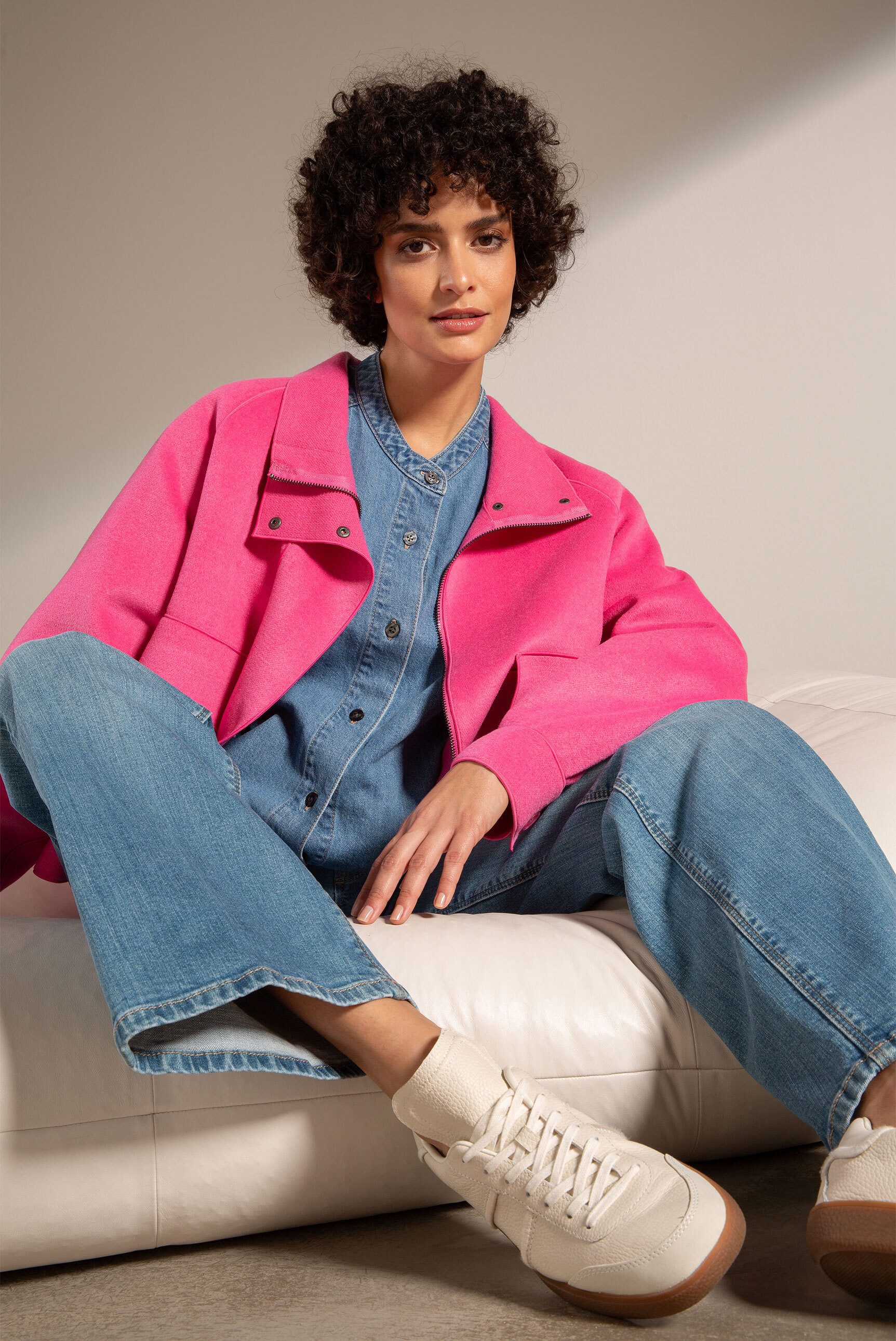 SENSES.THE LABEL Kurzjacke mit verstellbaren Druckknopfriegeln am Ärmel