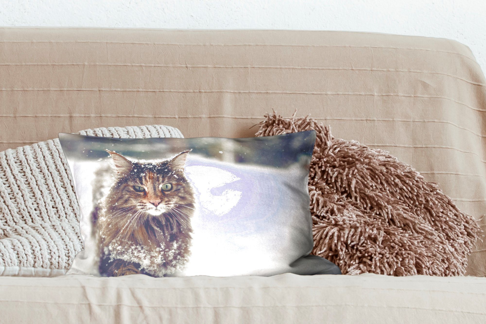 mit Katze Füllung, Dekoration, Schlafzimmer Tiere, Dekokissen MuchoWow Schnee - Wohzimmer - Dekokissen Zierkissen,