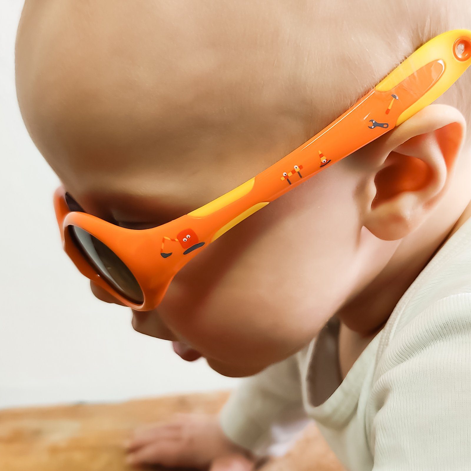 Sonnenbrille, bunten mit pfiffigen Motiven) SUNGLASSES & Flexibel & Jahre The ActiveSol & Farben 0-2 Sonnenbrille Mädchen, (in Builder Baby Unzerstörbar Jungen