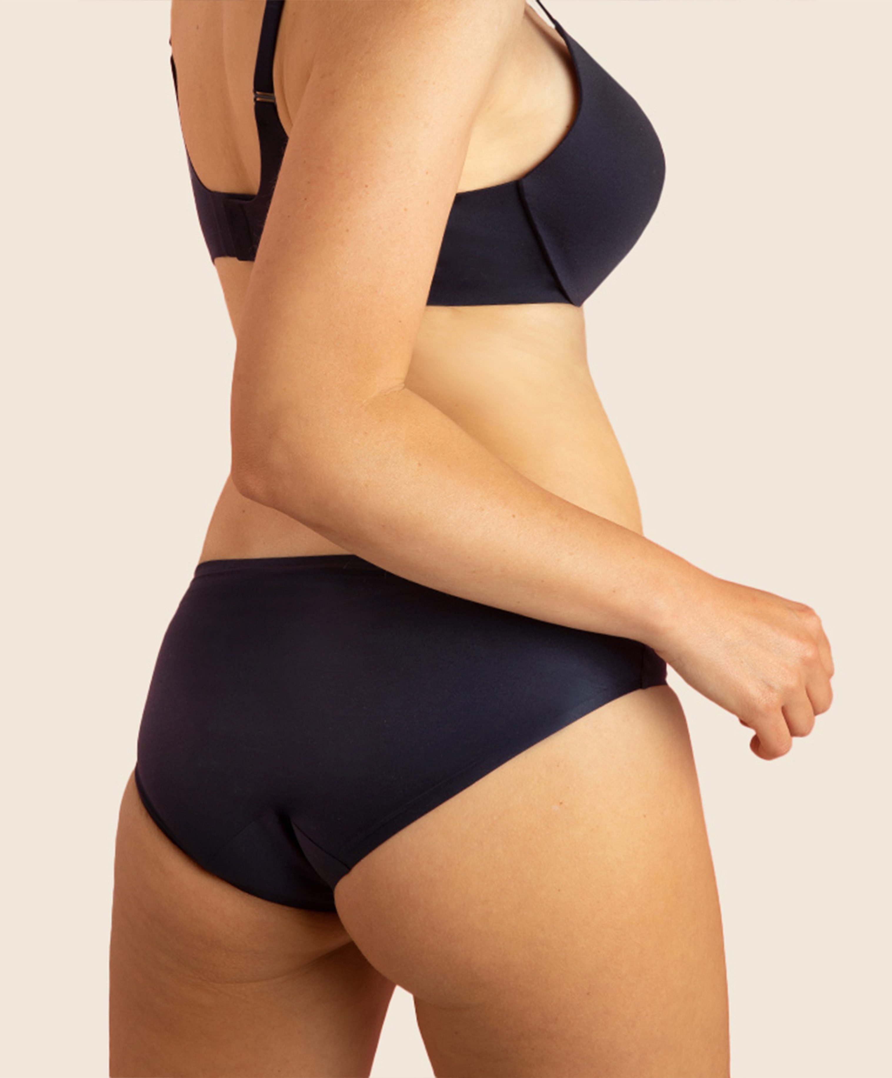 Royal Lounge Intimates Slip Shorty Fit Rundum nahtlos Black