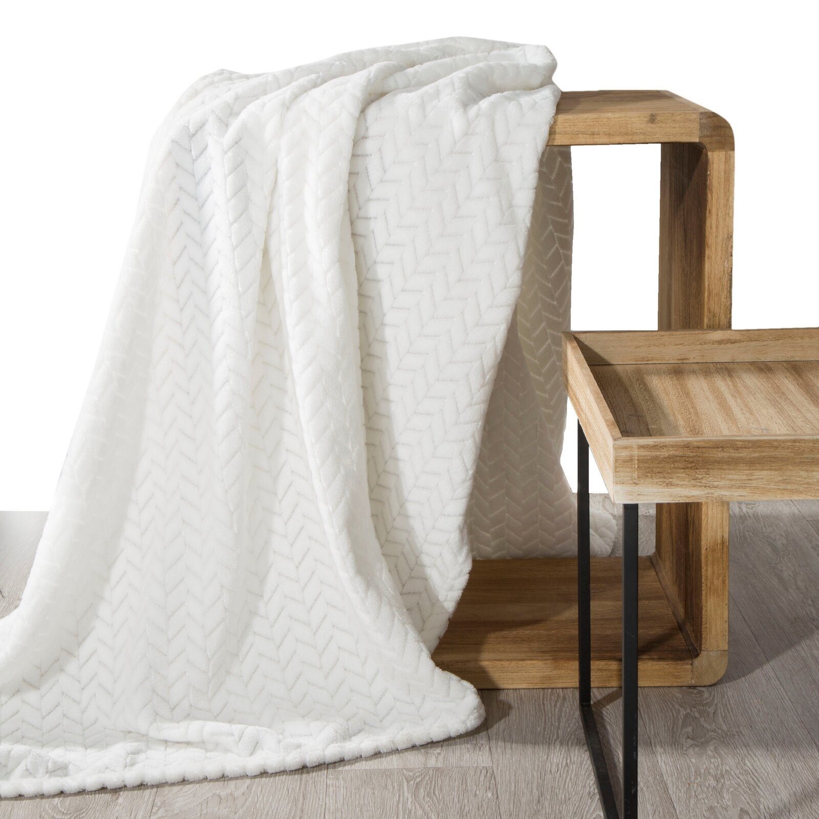Plaid Cindy, Design91, Warm Kuschelig Gemustert Einfarbig Kuscheldecke Sofadecke TV-Decke