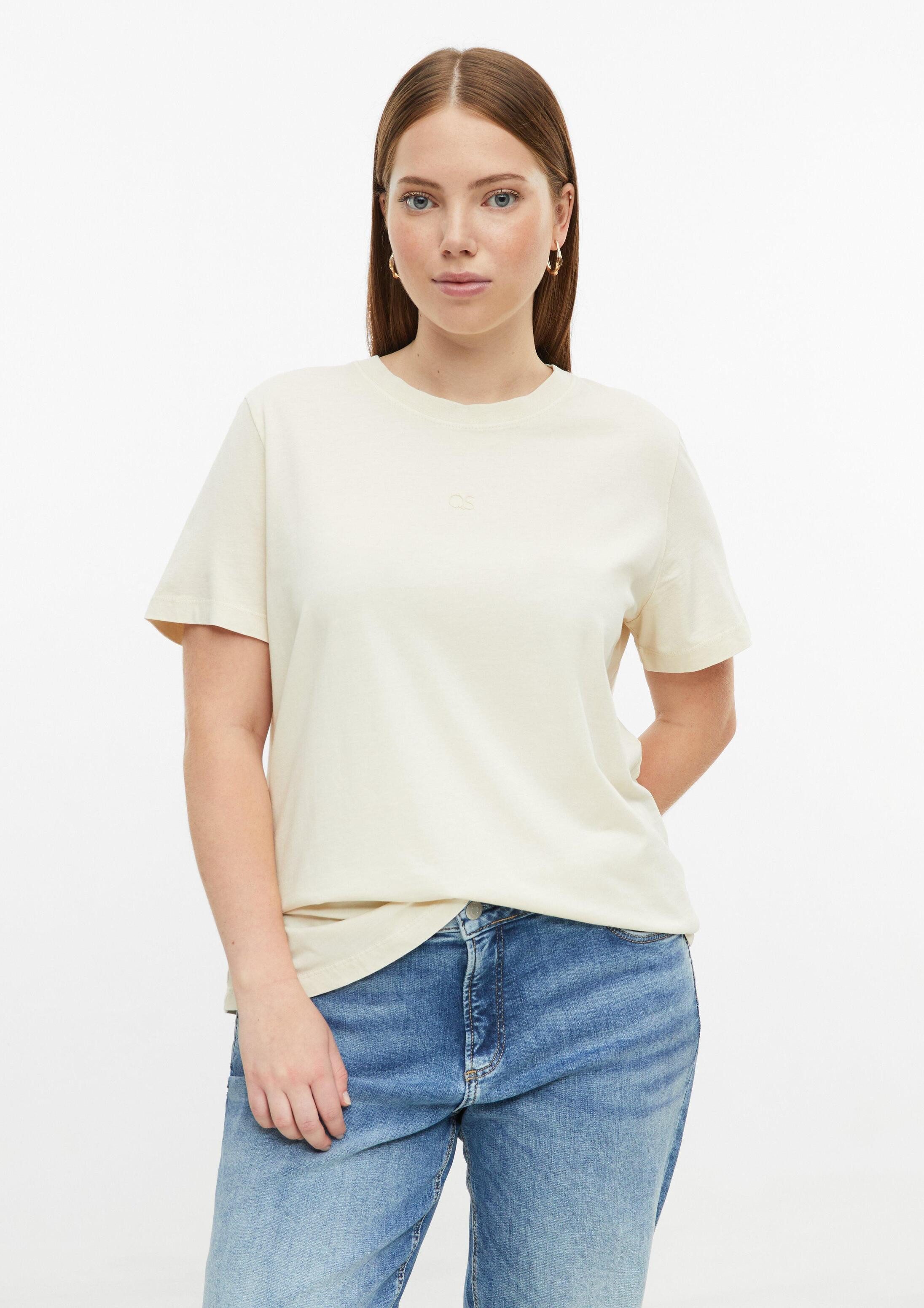 QS Kurzarmshirt T-Shirt gewaschenes Baumwollshirt mit kleinem Logoprint