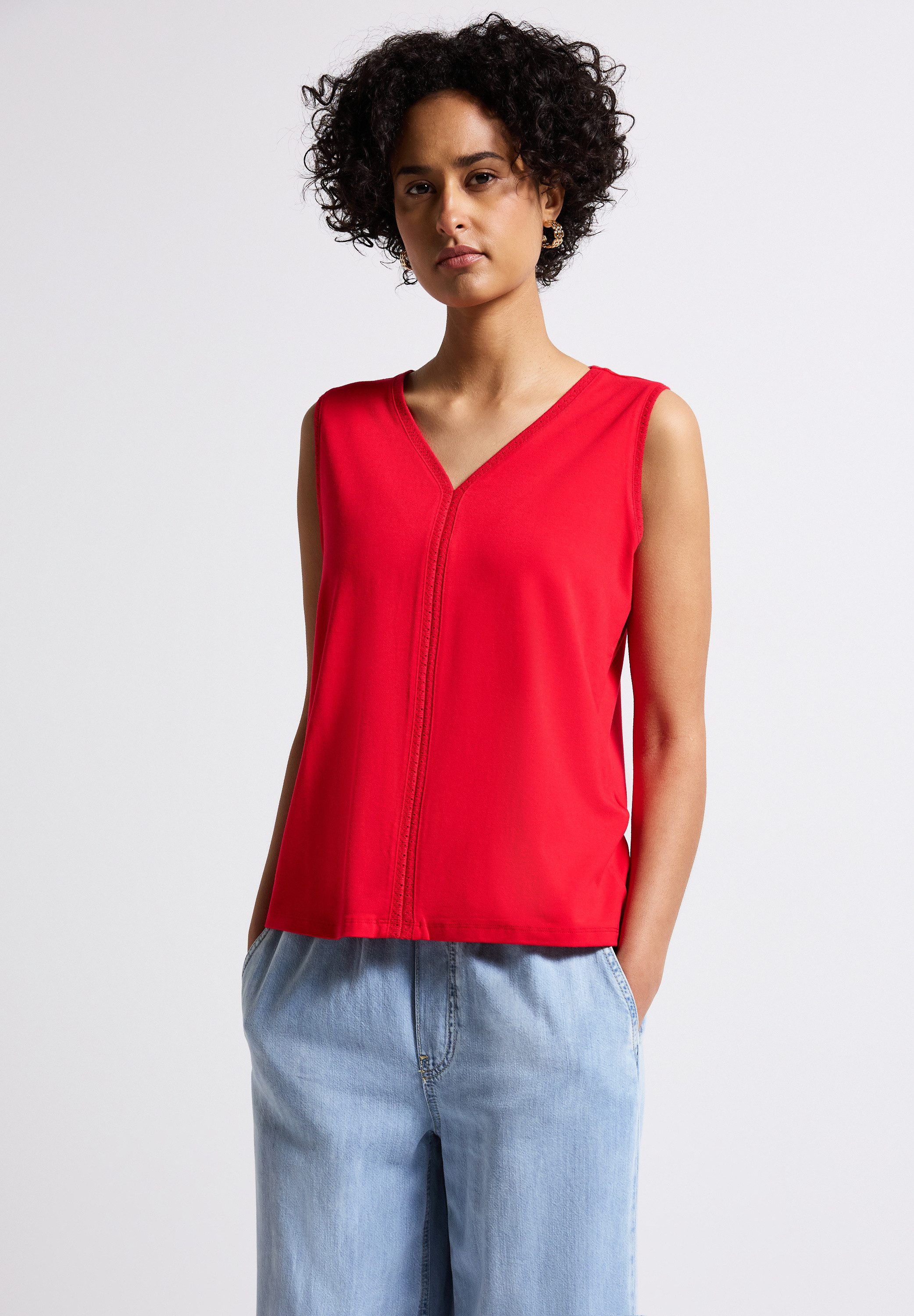 STREET ONE Spitzentop mit V-Ausschnitt günstig online kaufen