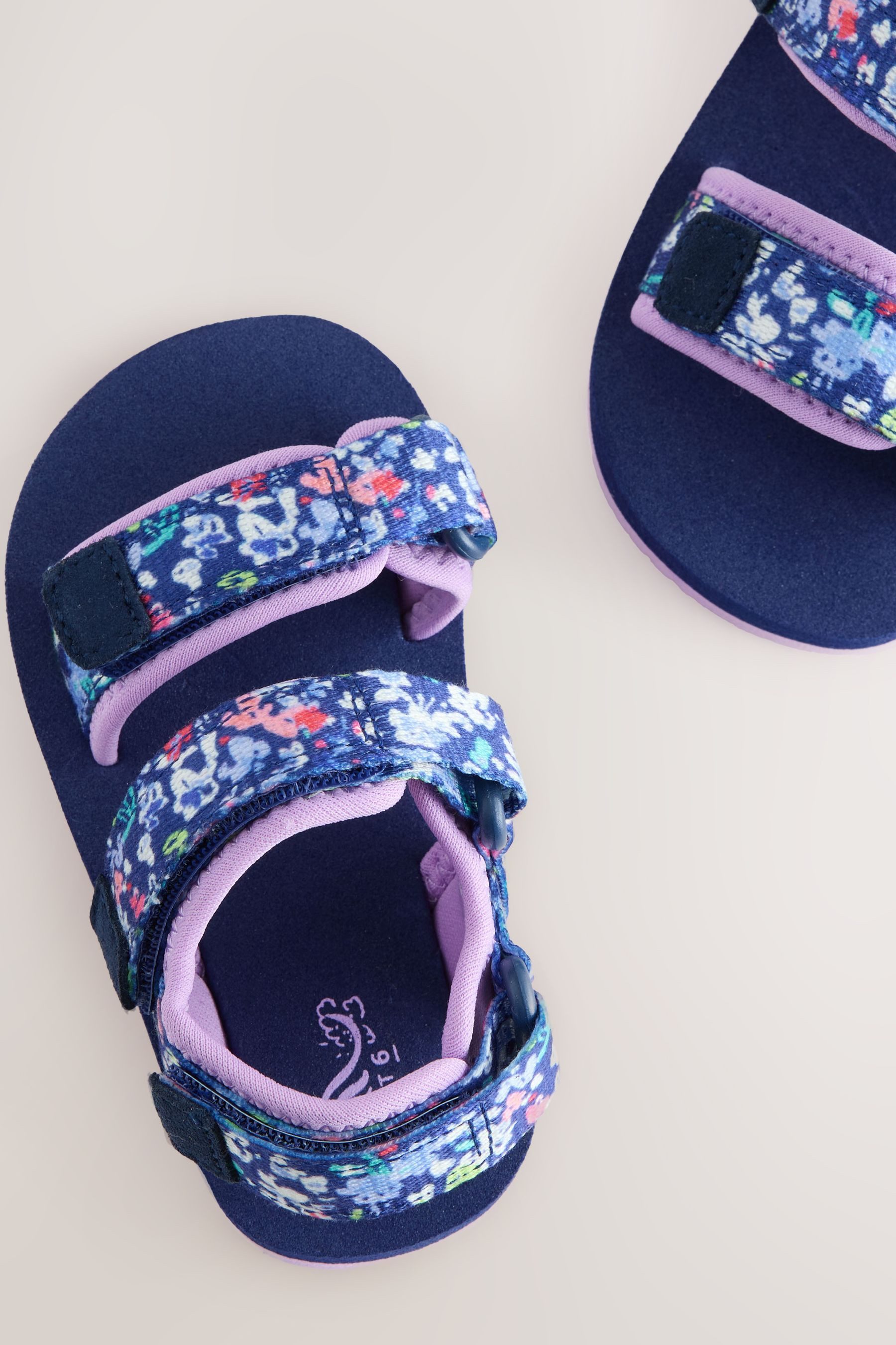 Next Trekker-Sandalen Trekkingsandale (1-tlg)