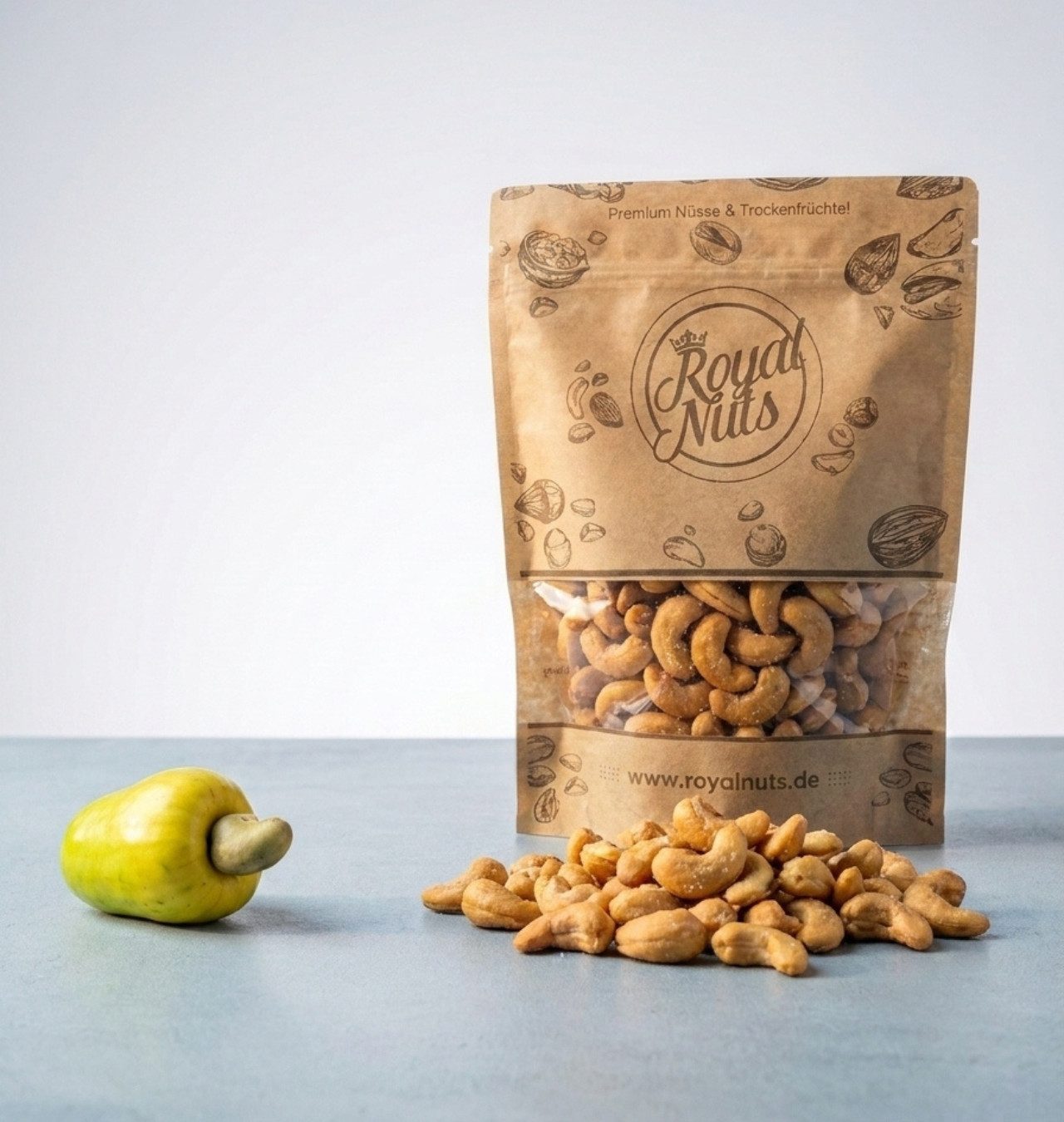Royalnuts Genuss GmbH Nüsse 500g Cashewkerne geröstet & gesalzen, Royalnuts