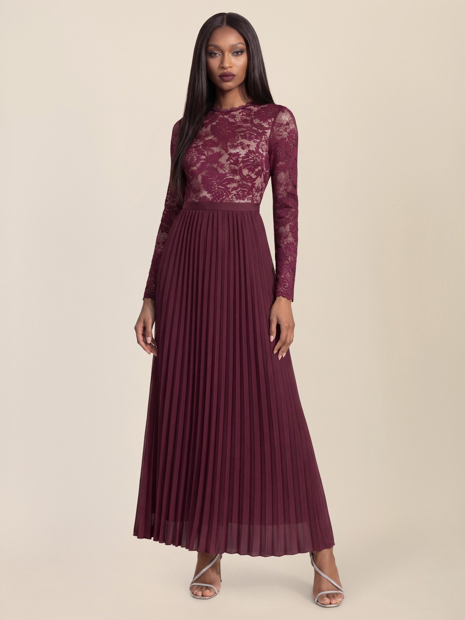 Apart Abendkleid Spitzenkleid mit Plissee-Rock günstig online kaufen