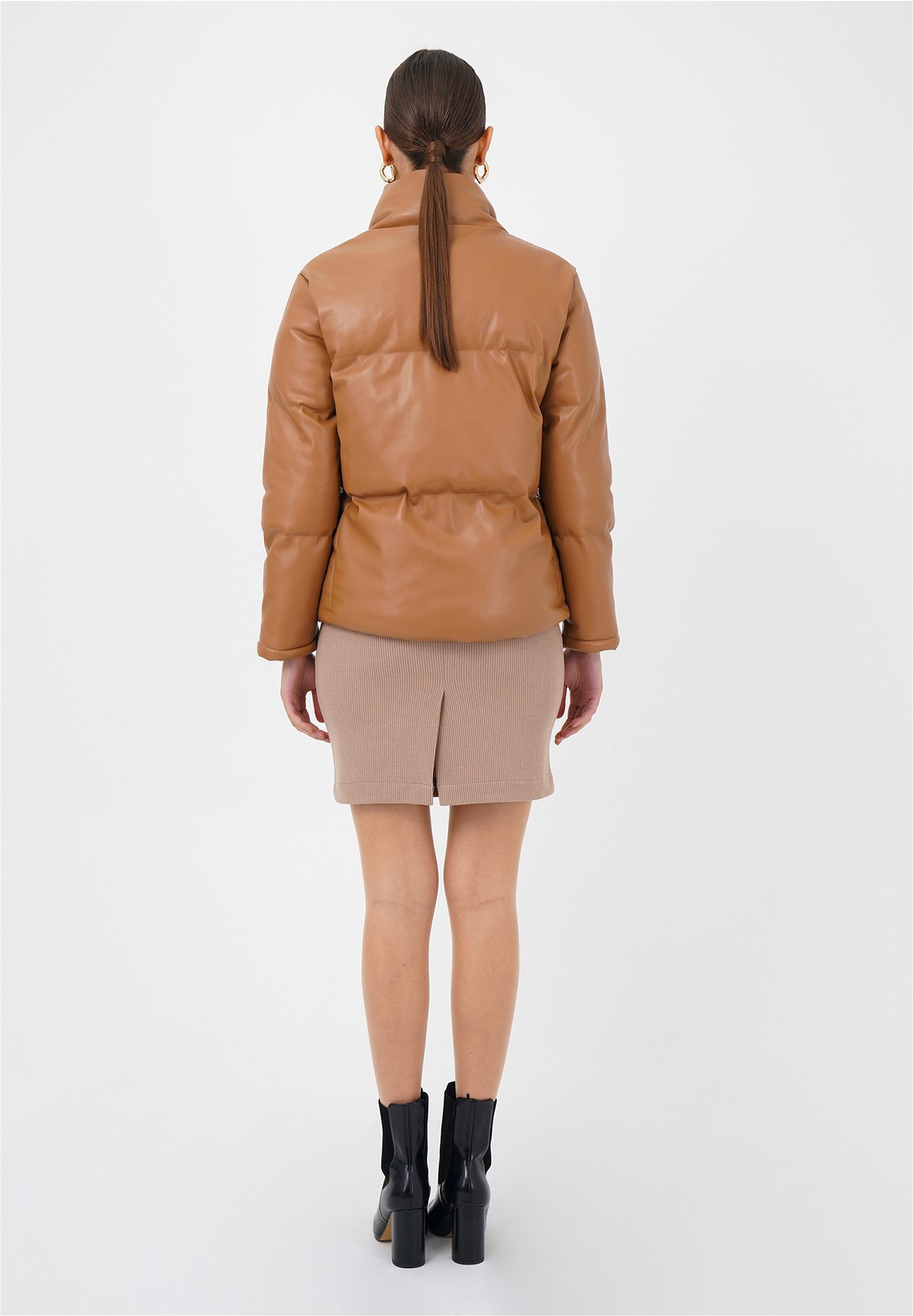 freshlions Steppjacke Olena (1-St) im klassischen Design – Bild 5 von 5