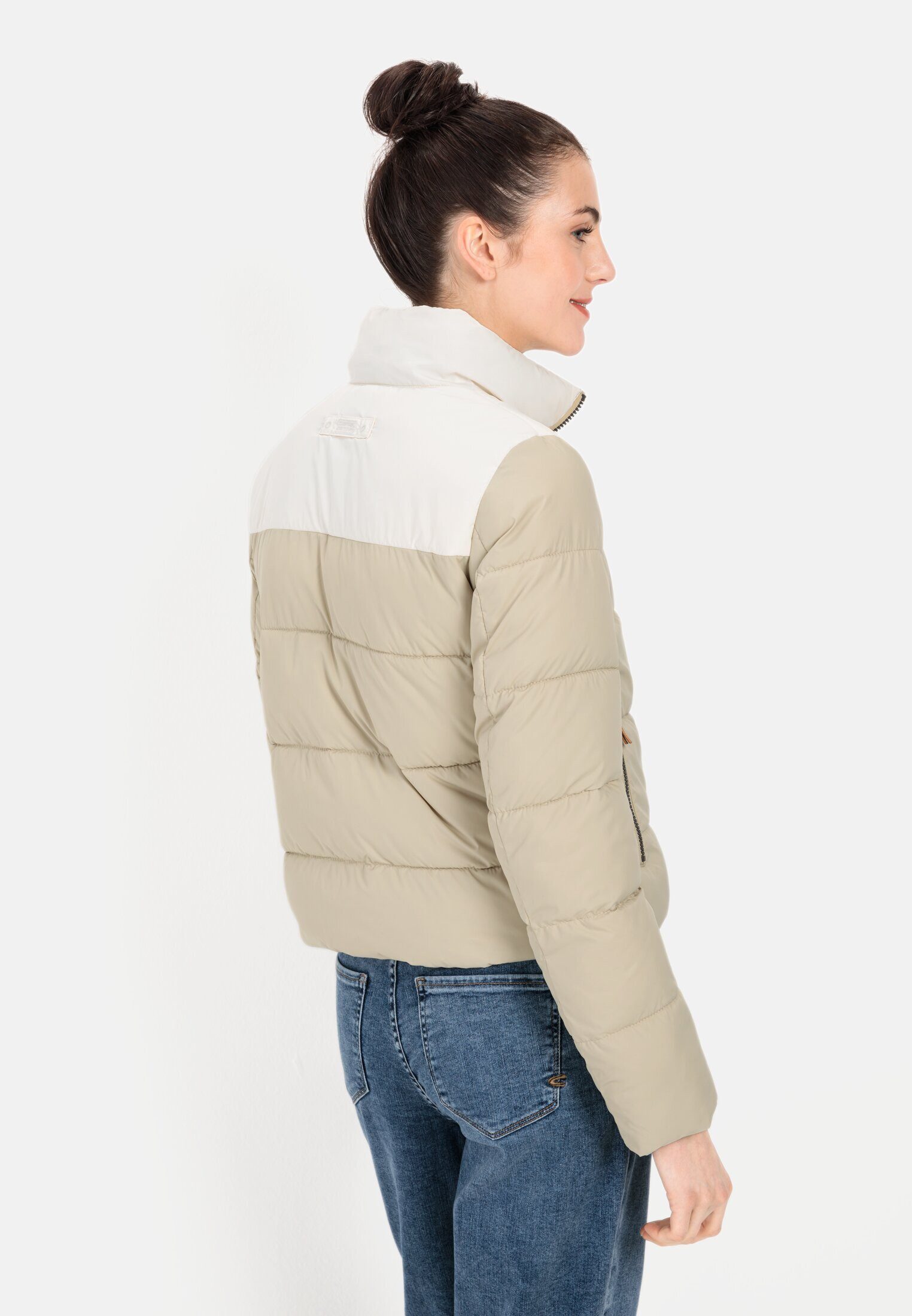 camel active Steppjacke aus recyceltem Polyester Langarm Markenlogo