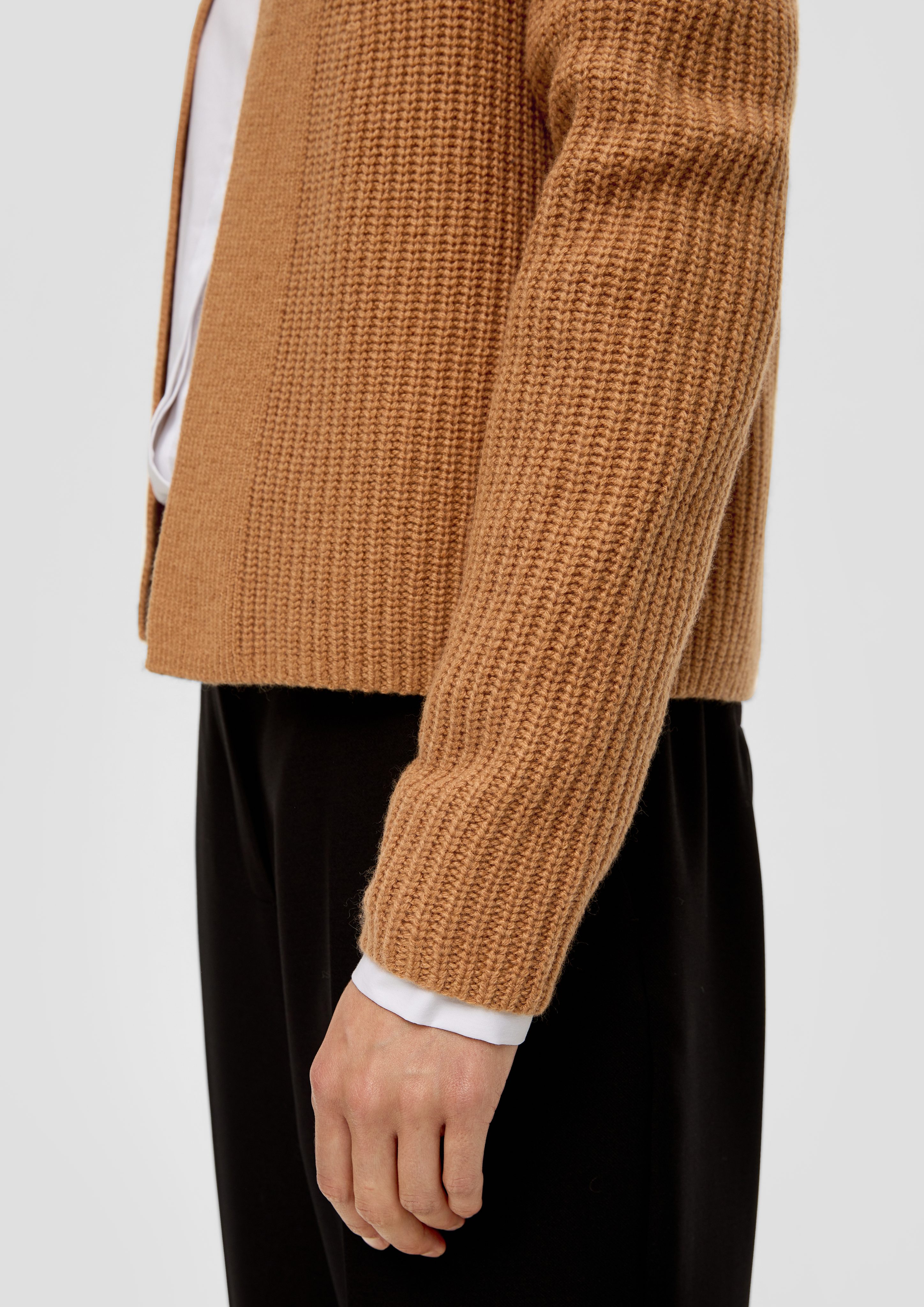 s.Oliver BLACK LABEL Strickjacke Kurzer Cardigan günstig online kaufen