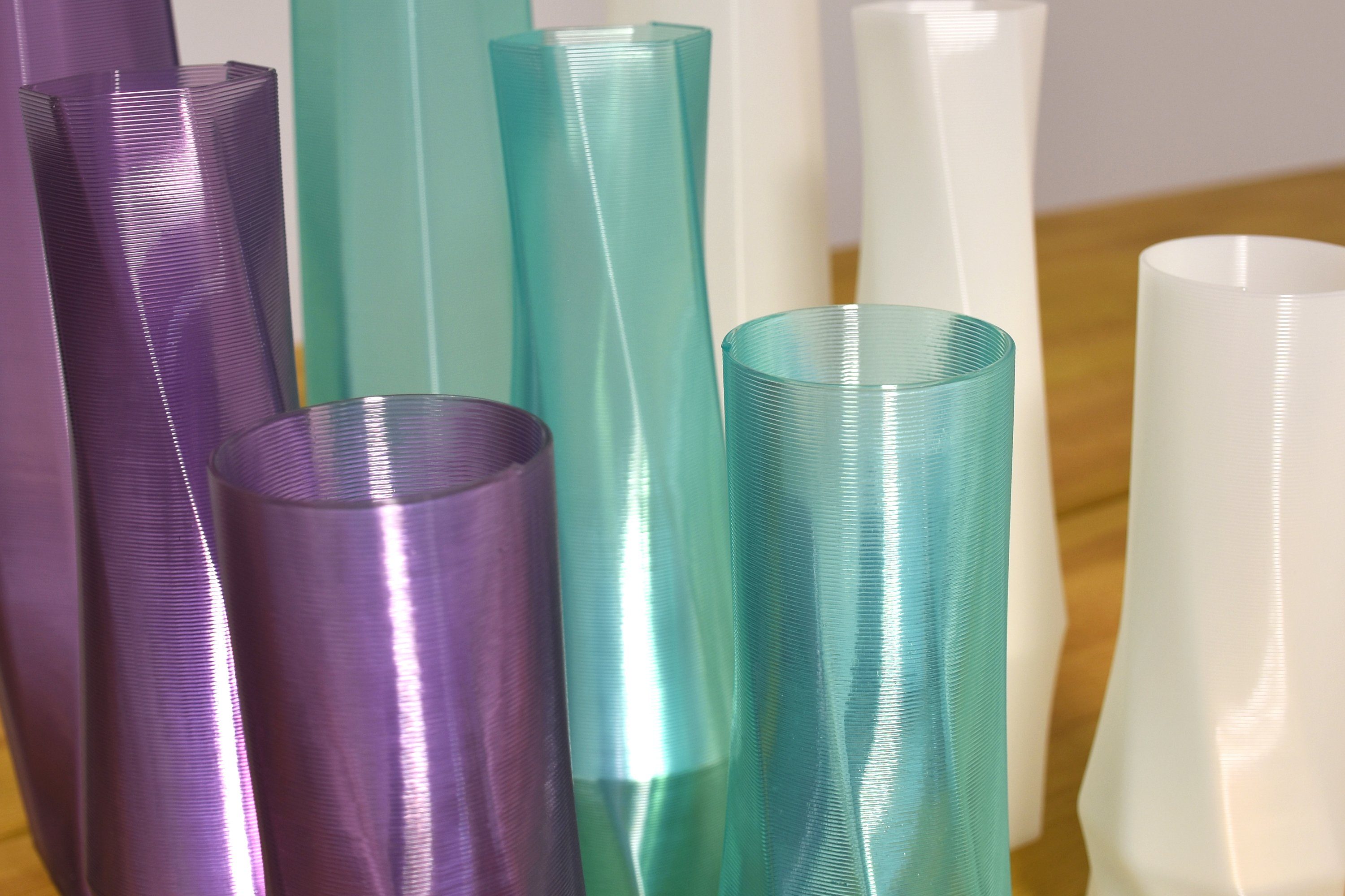 3er (3er verschiedenen Decorations Spar-Set, Set, (Rillung) Vasen, Vasen 3D Dekovase, 3D-Druck Durchsichtig; Materials in 3D (deco), innerhalb des Größen), Dekovase 100% Leichte 3 - Struktur Shapes Weiß geometrio.