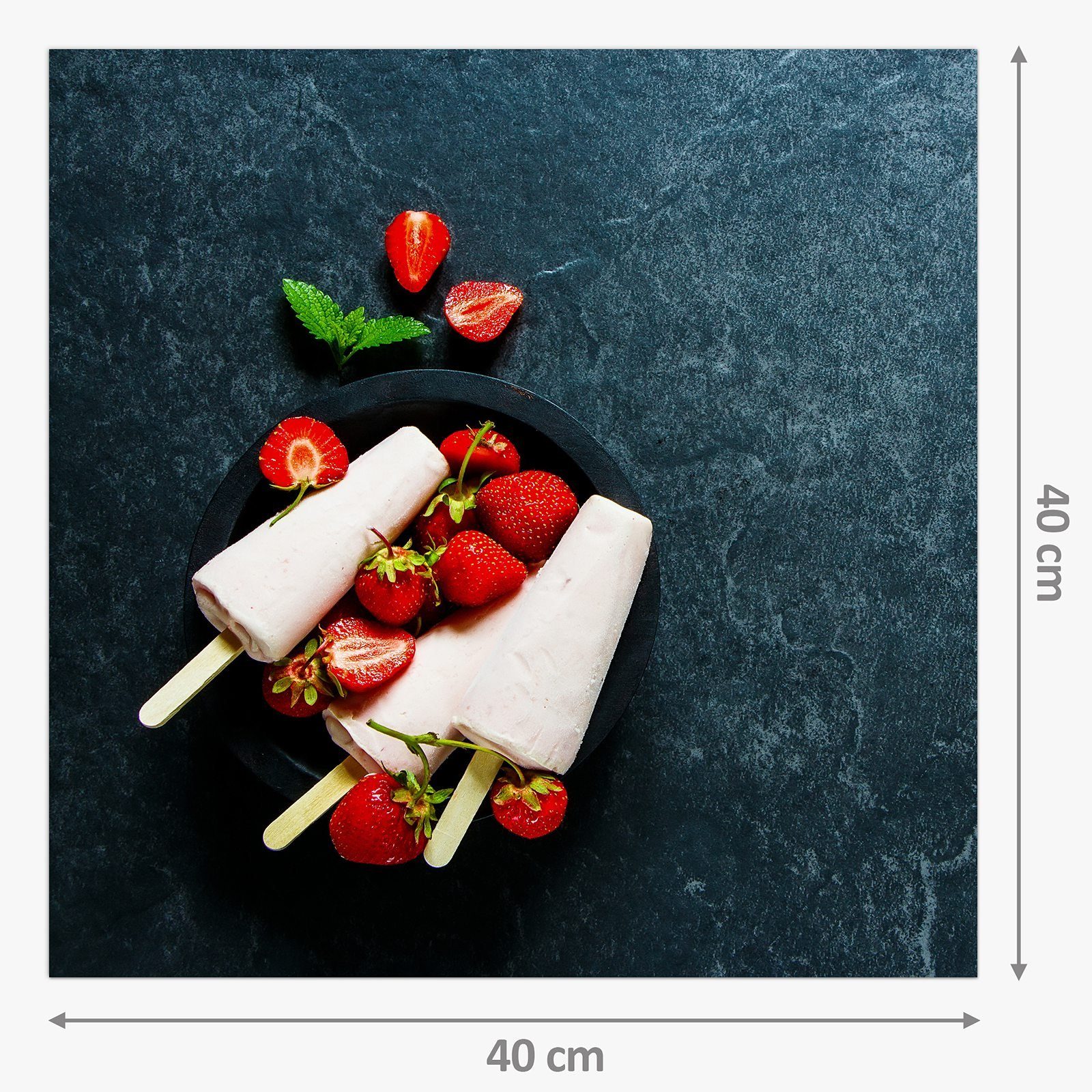 Primedeco Küchenrückwand gefroren Motiv Küchenrückwand Spritzschutz Glas mit Erdbeerjoghurt