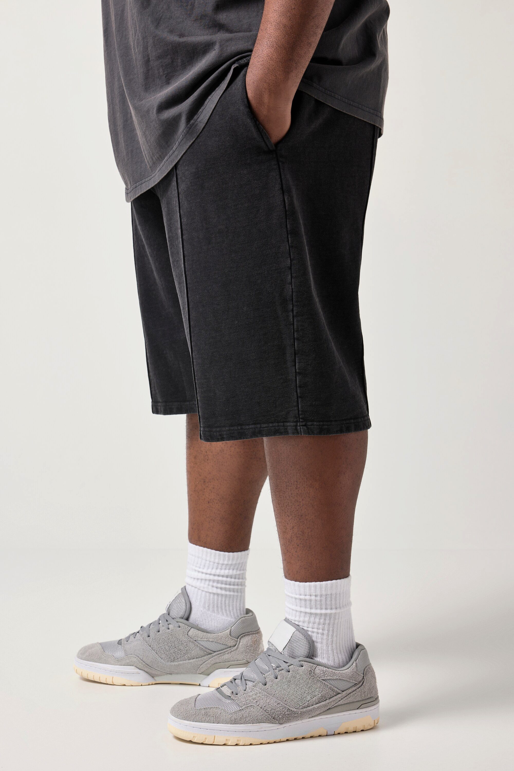 STHUGE Sweathose Sweat-Bermuda Biesen Baggy Fit Vintage Look – Bild 4 von 5