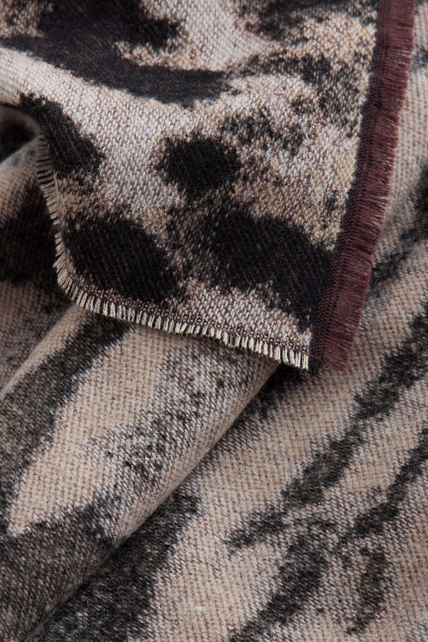 Next Schal Mittelschwerer Jacquard-Schal mit Muster, (1-St)
