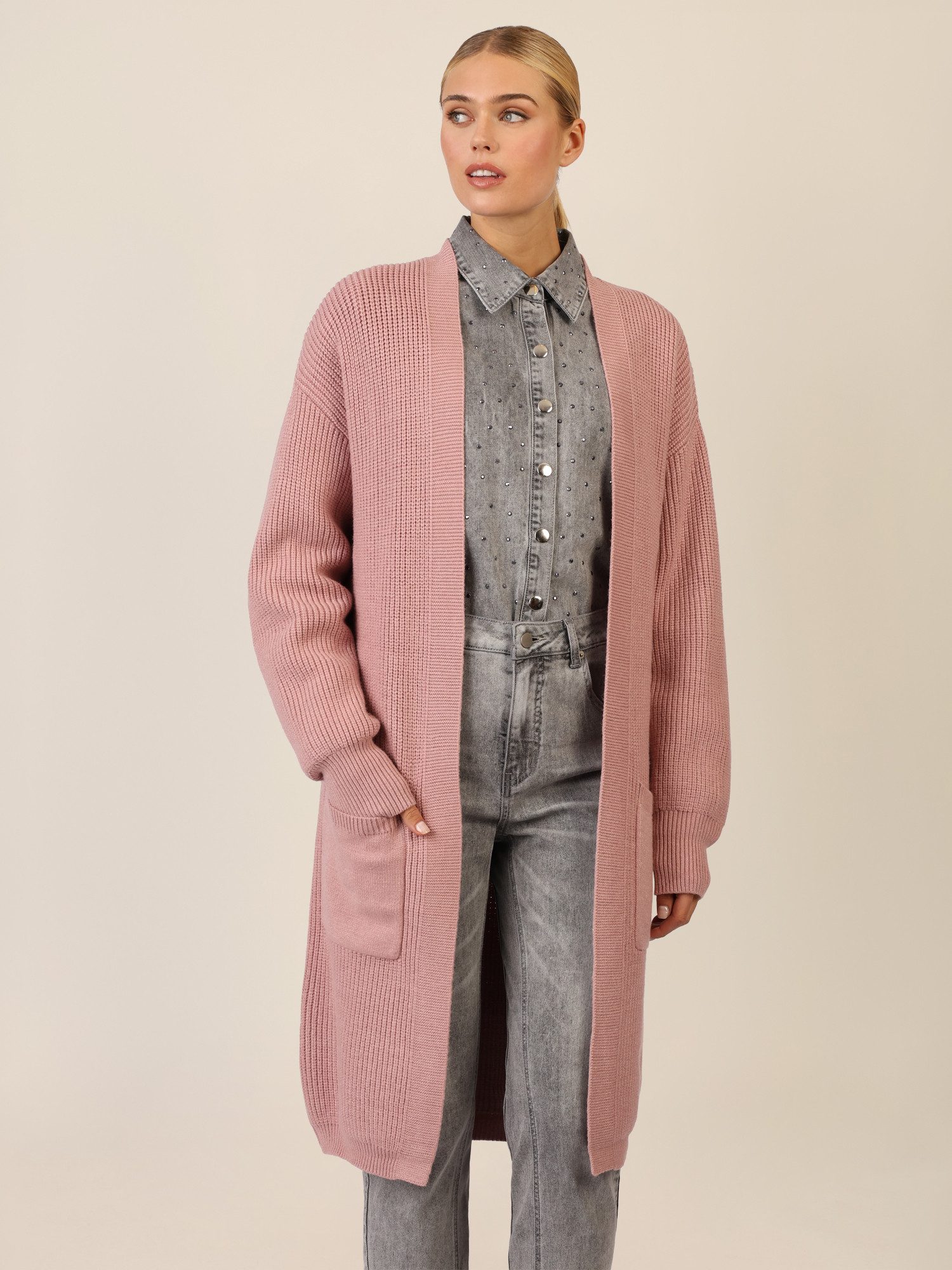 Apart Strickjacke mit aufgesetzten Taschen günstig online kaufen
