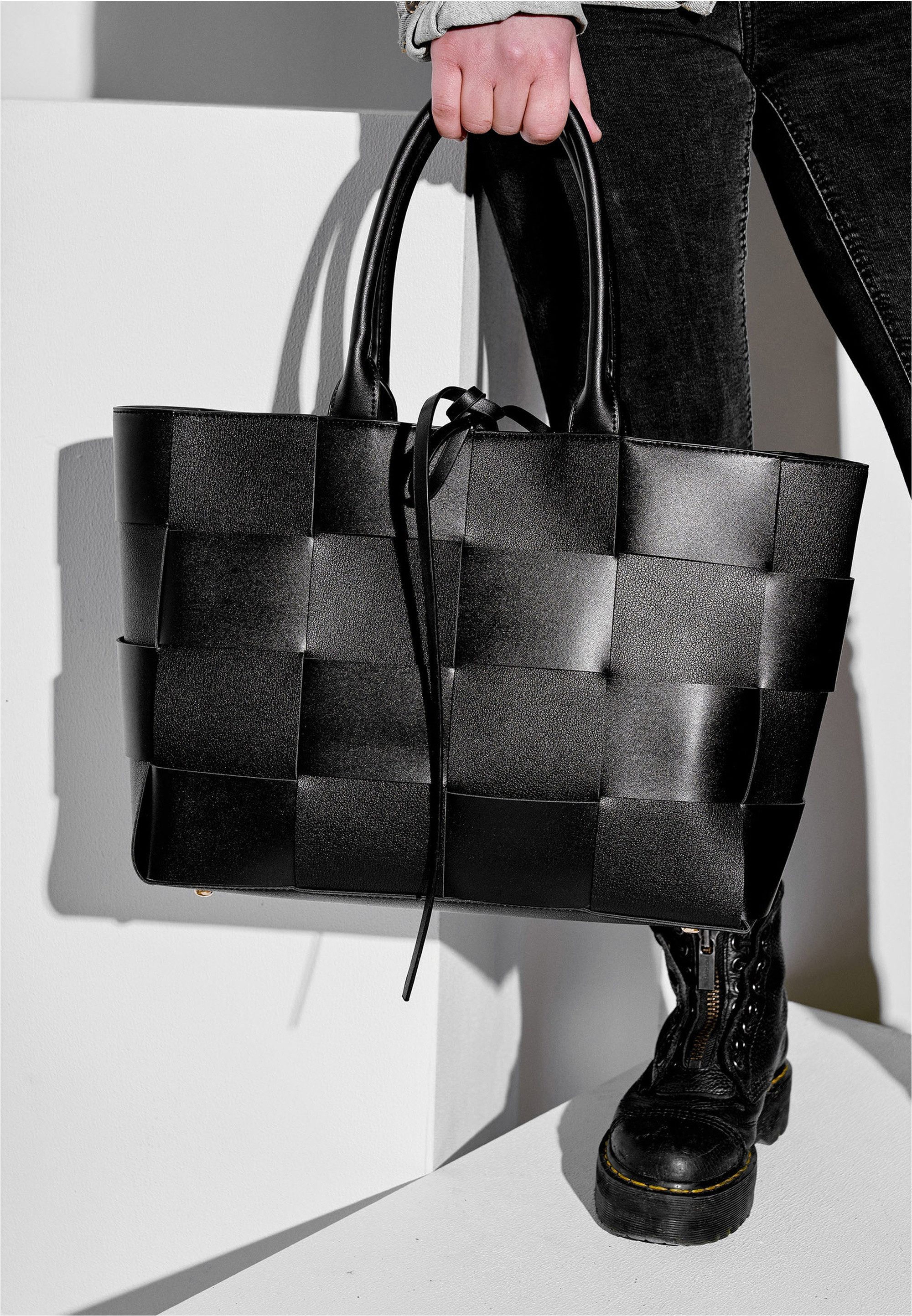 Harpa Henkeltasche MURIEL (2-tlg), mit modischer Flechtoptik