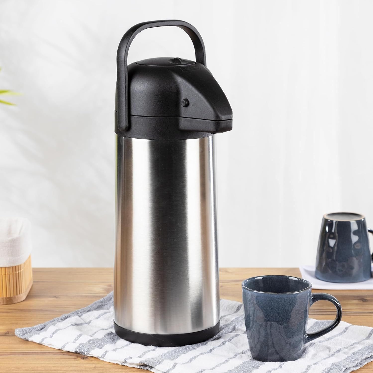 mucHome Pump-Isolierkanne Thermoskanne 2,2 Liter aus Edelstahl Pumpkanne Isolierkanne Thermo, 3 l