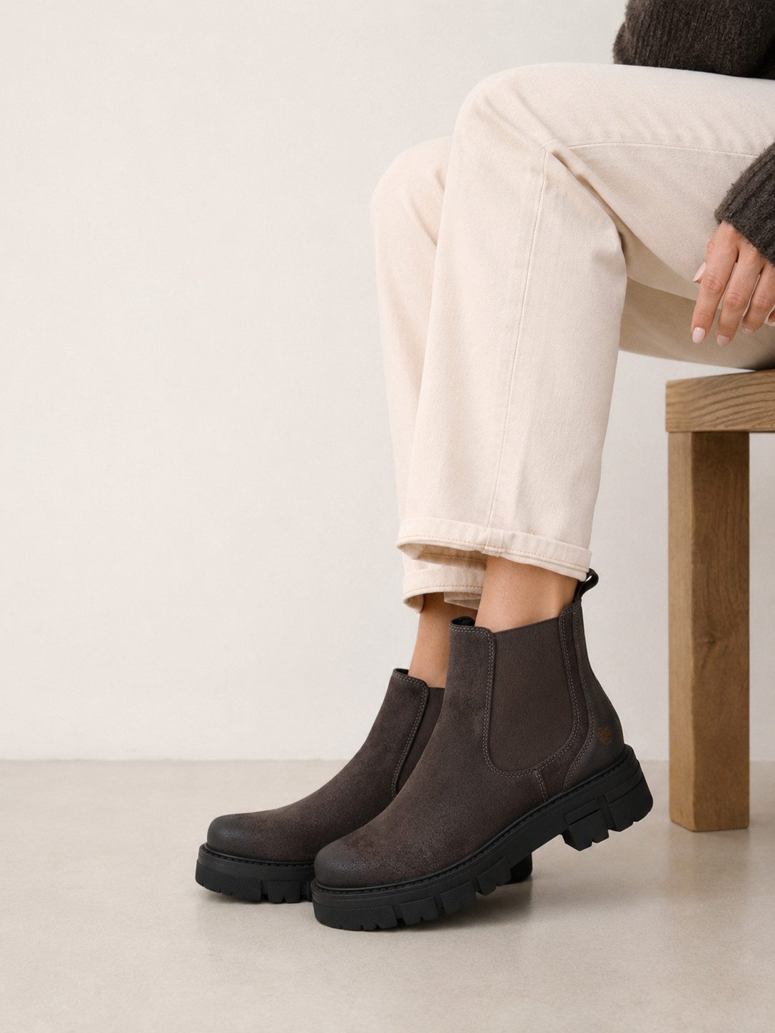 Apple of Eden CALIFORNIA 58 - Chunky Chelsea Boots aus Leder Winterboots