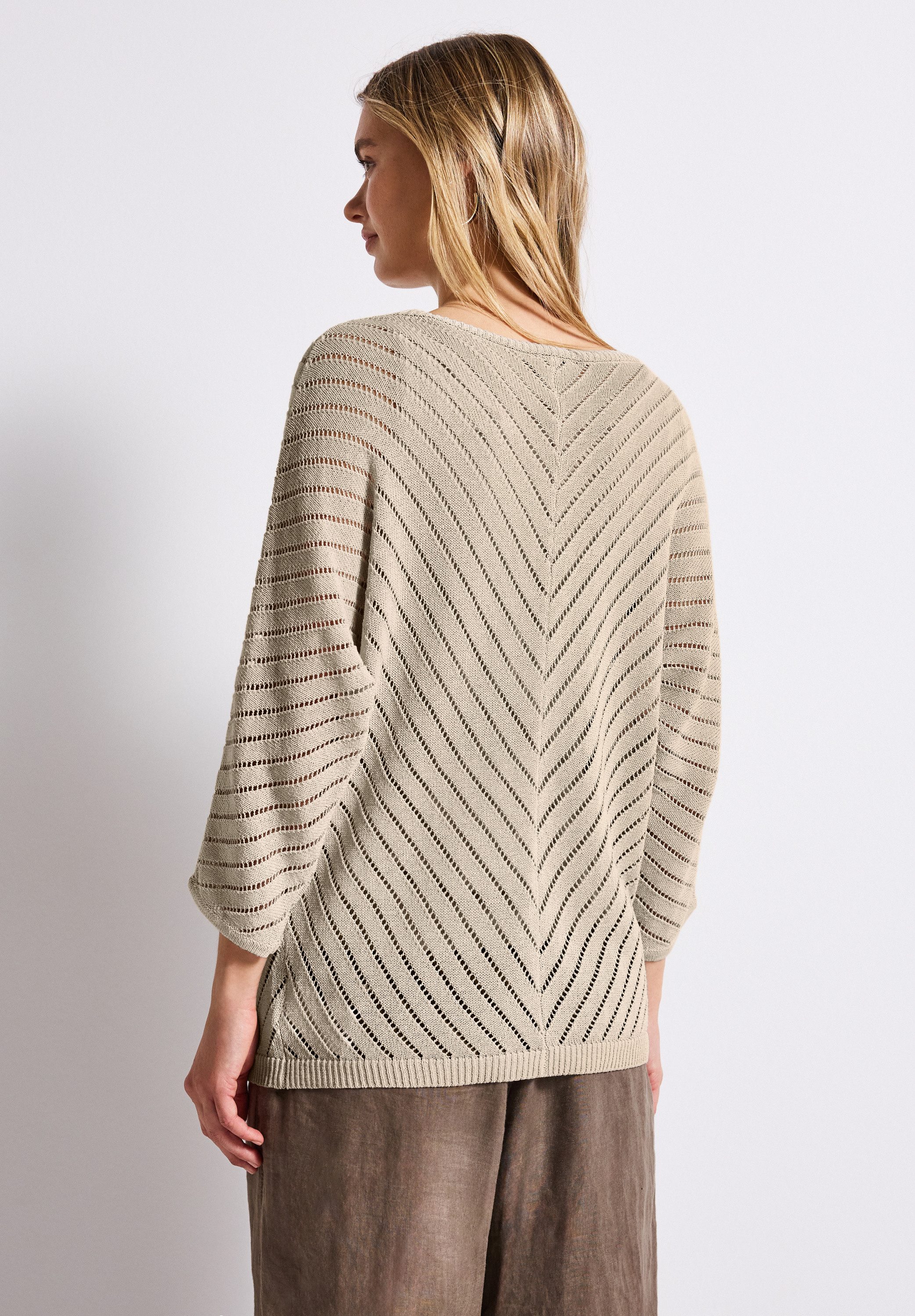 STREET ONE Strickpullover mit durchscheinenden Häkel-Details und grafischem Muster