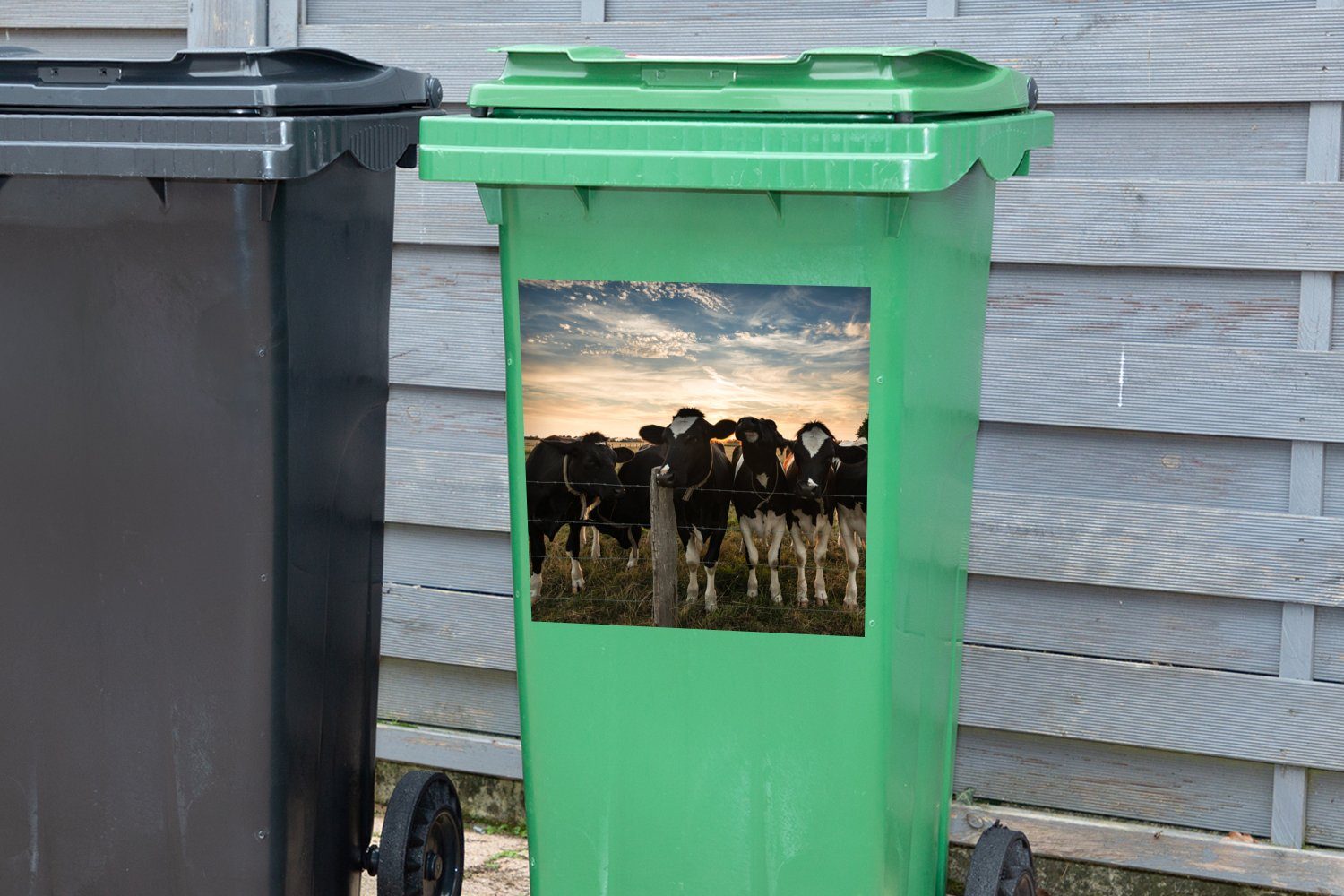 Tiere Bauernhof Wandsticker Mülleimer-aufkleber, Container, Abfalbehälter Sticker, - (1 Kühe Mülltonne, - MuchoWow St),