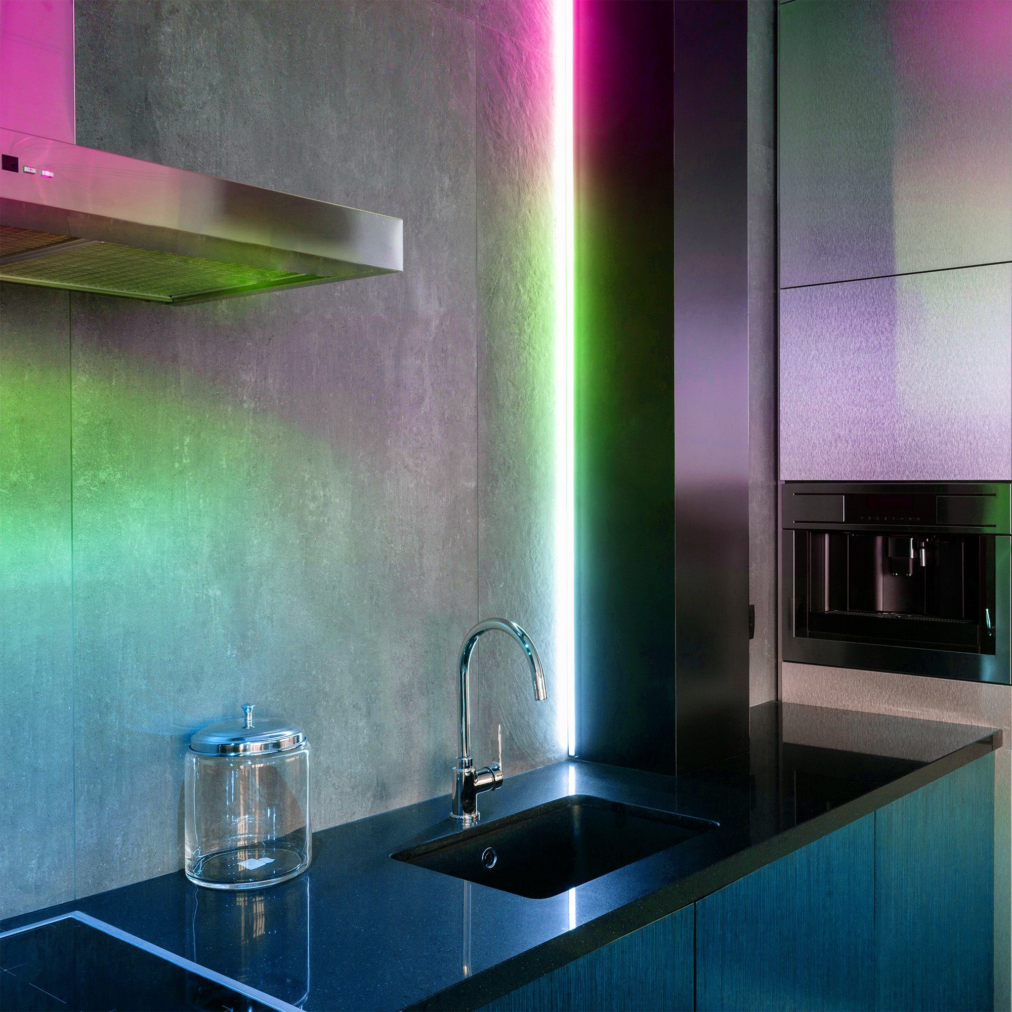 RGB, Fernbedienung, 1,5 LED Stripe, 150-flammig, 5m, Zuleitung m, dimmbar, weiß Briloner Leuchten