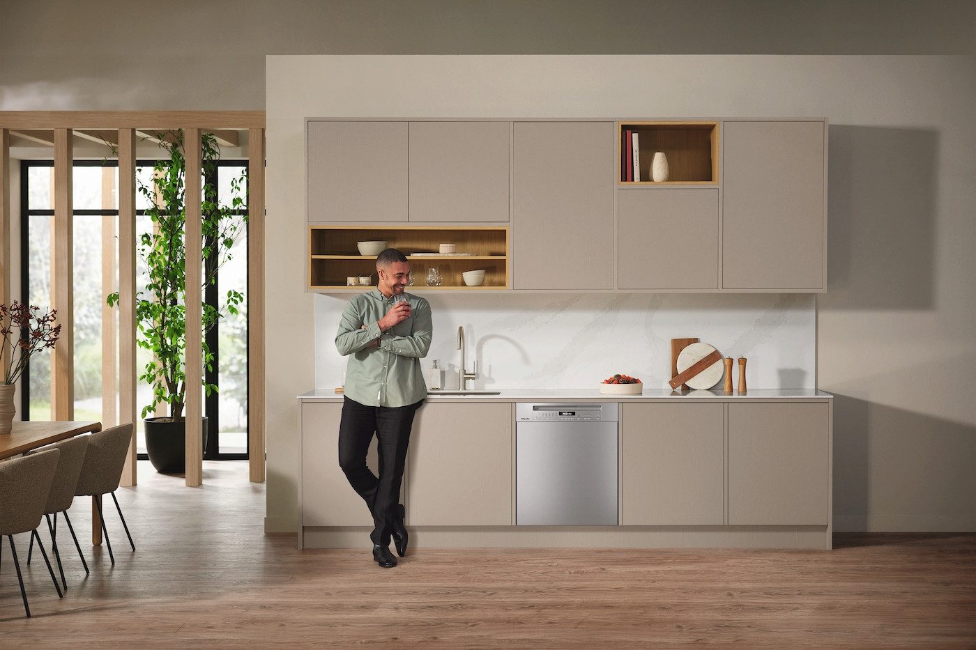 Miele Unterbaugeschirrspüler G 7210 SCU, 14 Maßgedecke – Bild 5 von 5